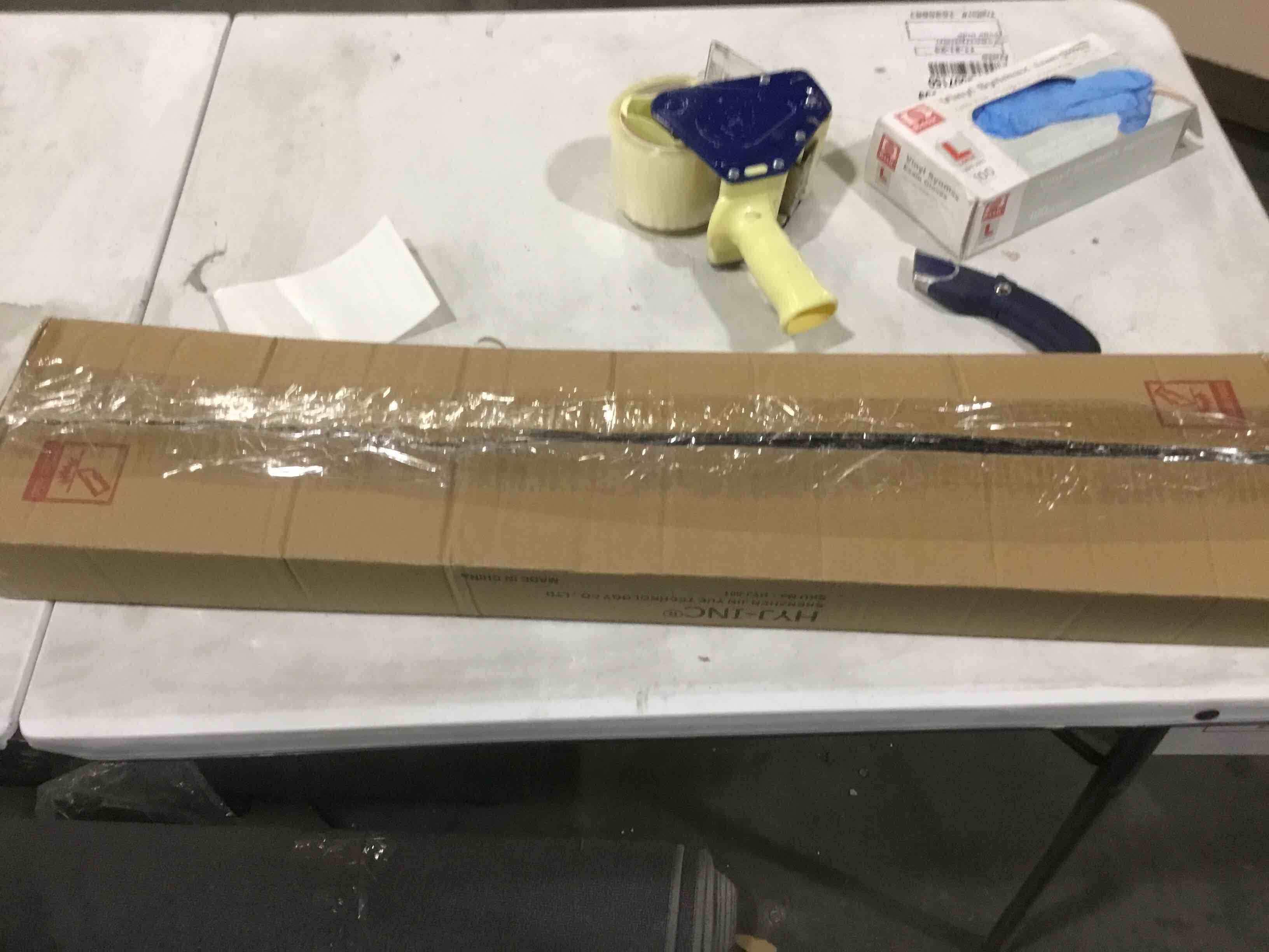 https://s3.amazonaws.com/lotting-images-prod/bidfta/RED4176343_1704740022686.jpeg