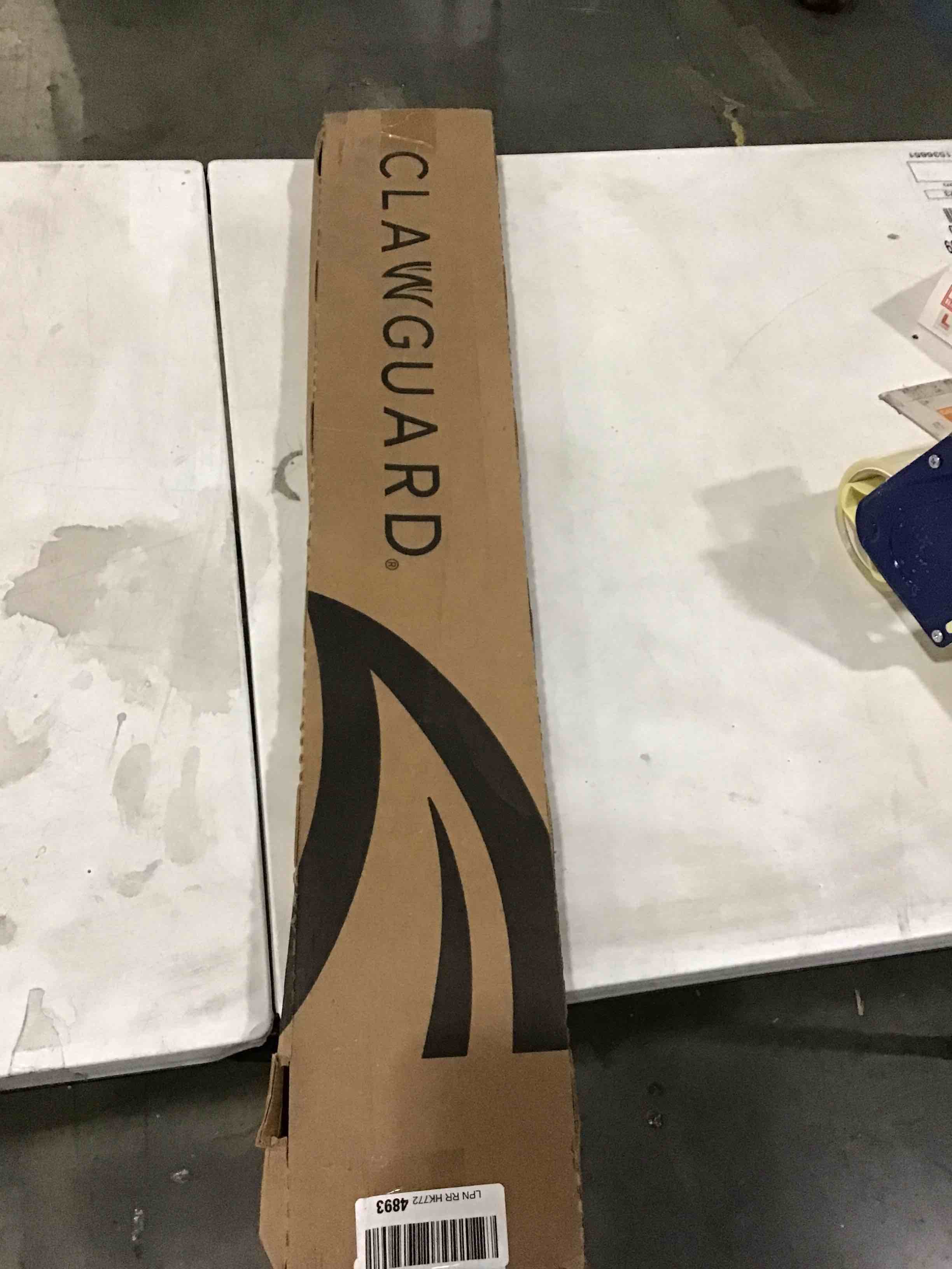 https://s3.amazonaws.com/lotting-images-prod/bidfta/RED4176393_1704814963461.jpeg