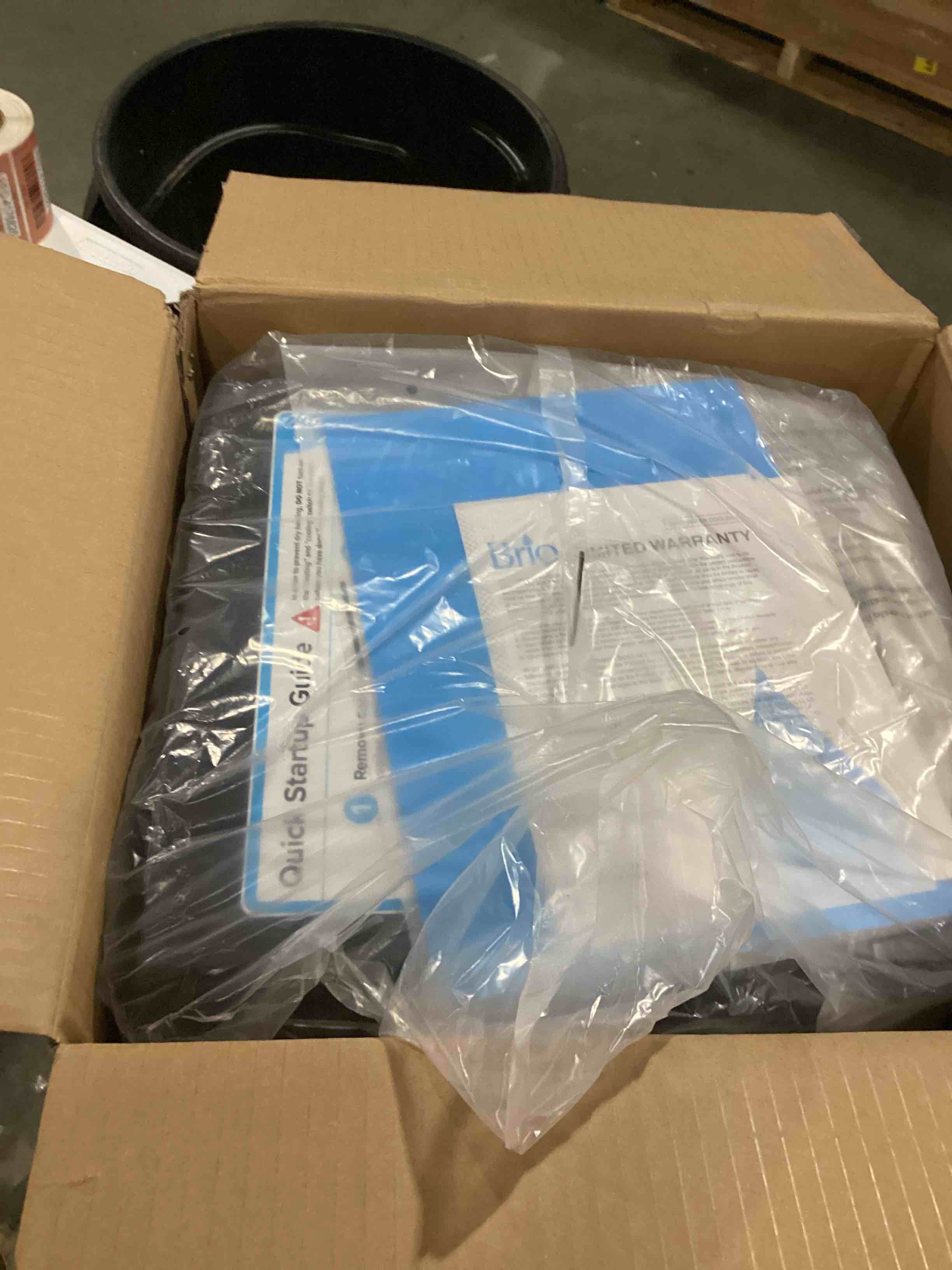 https://s3.amazonaws.com/lotting-images-prod/bidfta/RED4176805_1703685977022.jpeg