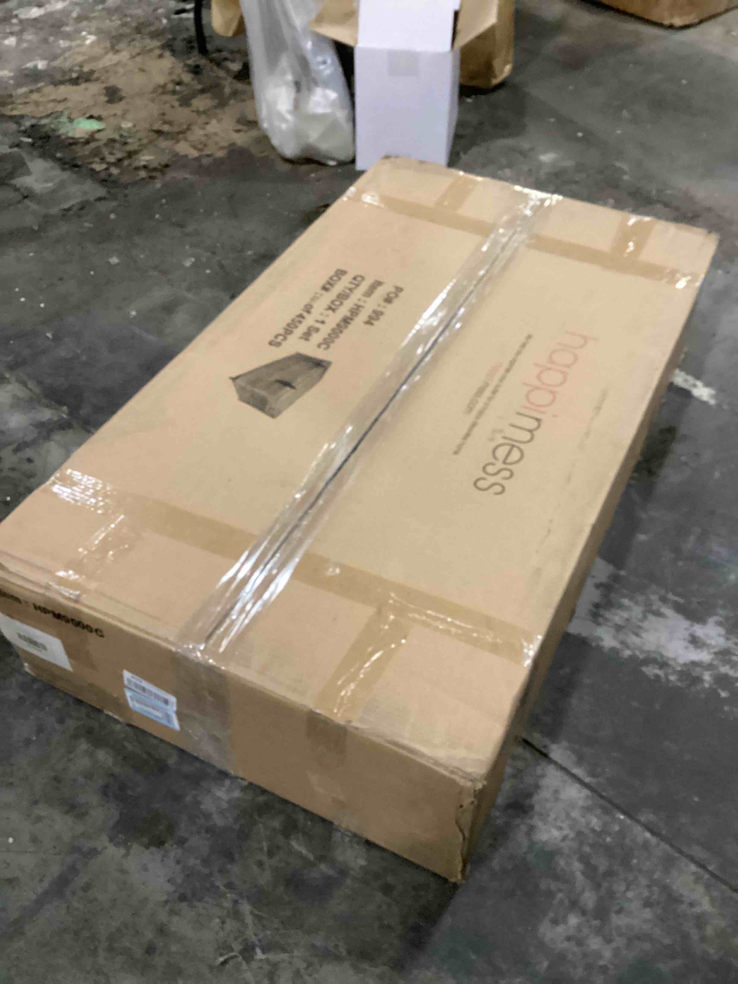 https://s3.amazonaws.com/lotting-images-prod/bidfta/RED4176849_1703700691239.jpeg