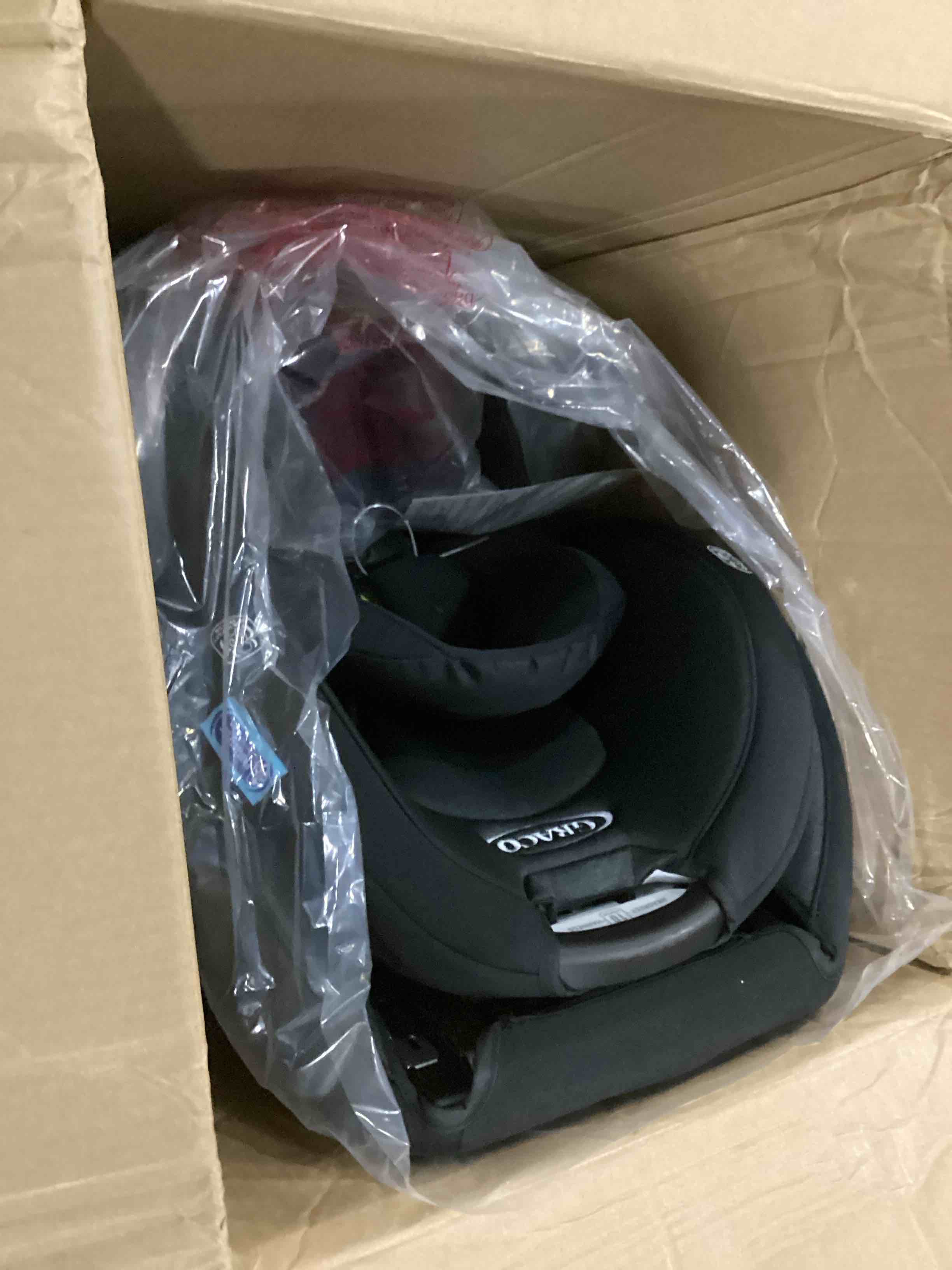 https://s3.amazonaws.com/lotting-images-prod/bidfta/RED4177186_1704226657036.jpeg