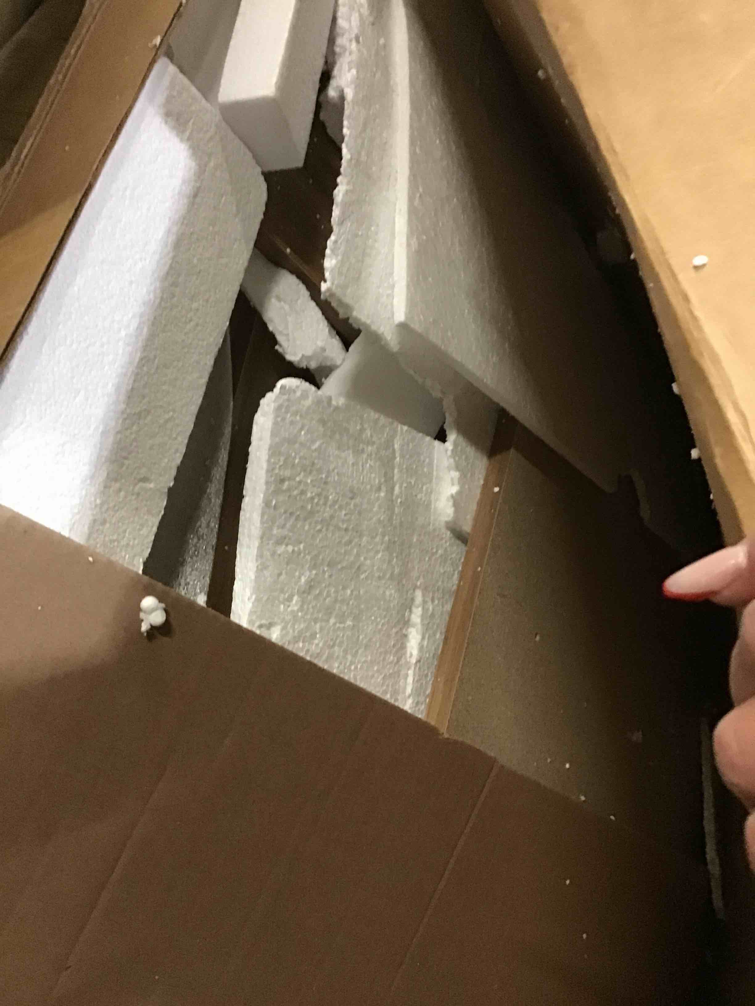 https://s3.amazonaws.com/lotting-images-prod/bidfta/RED4177262_1704377942966.jpeg