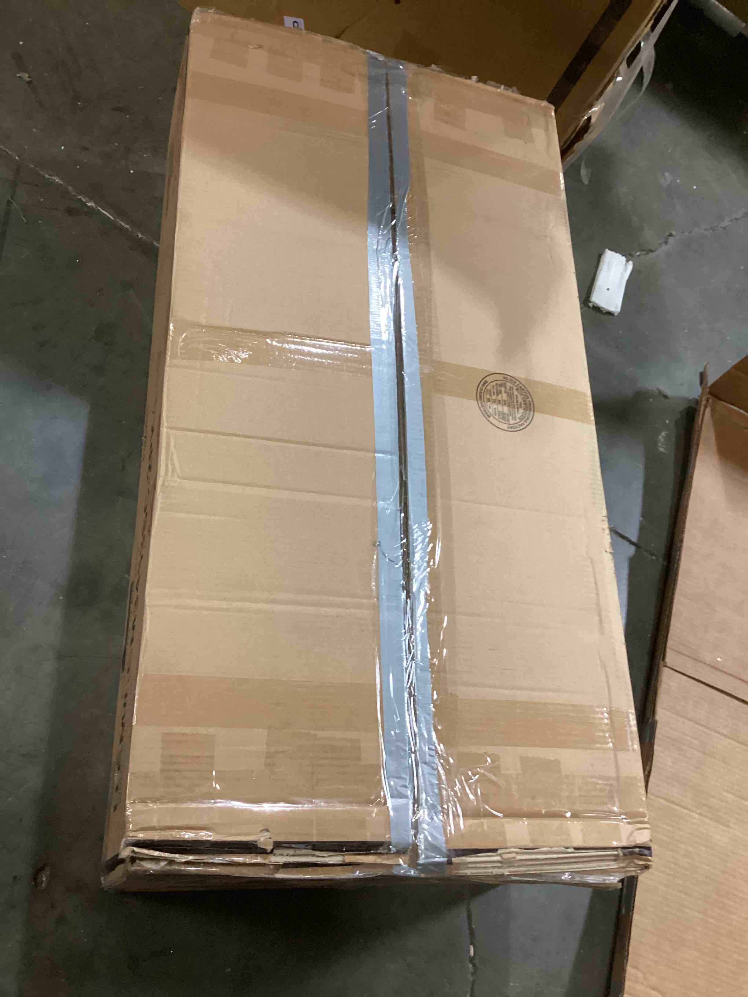 https://s3.amazonaws.com/lotting-images-prod/bidfta/RED4177564_1705341974339.jpeg