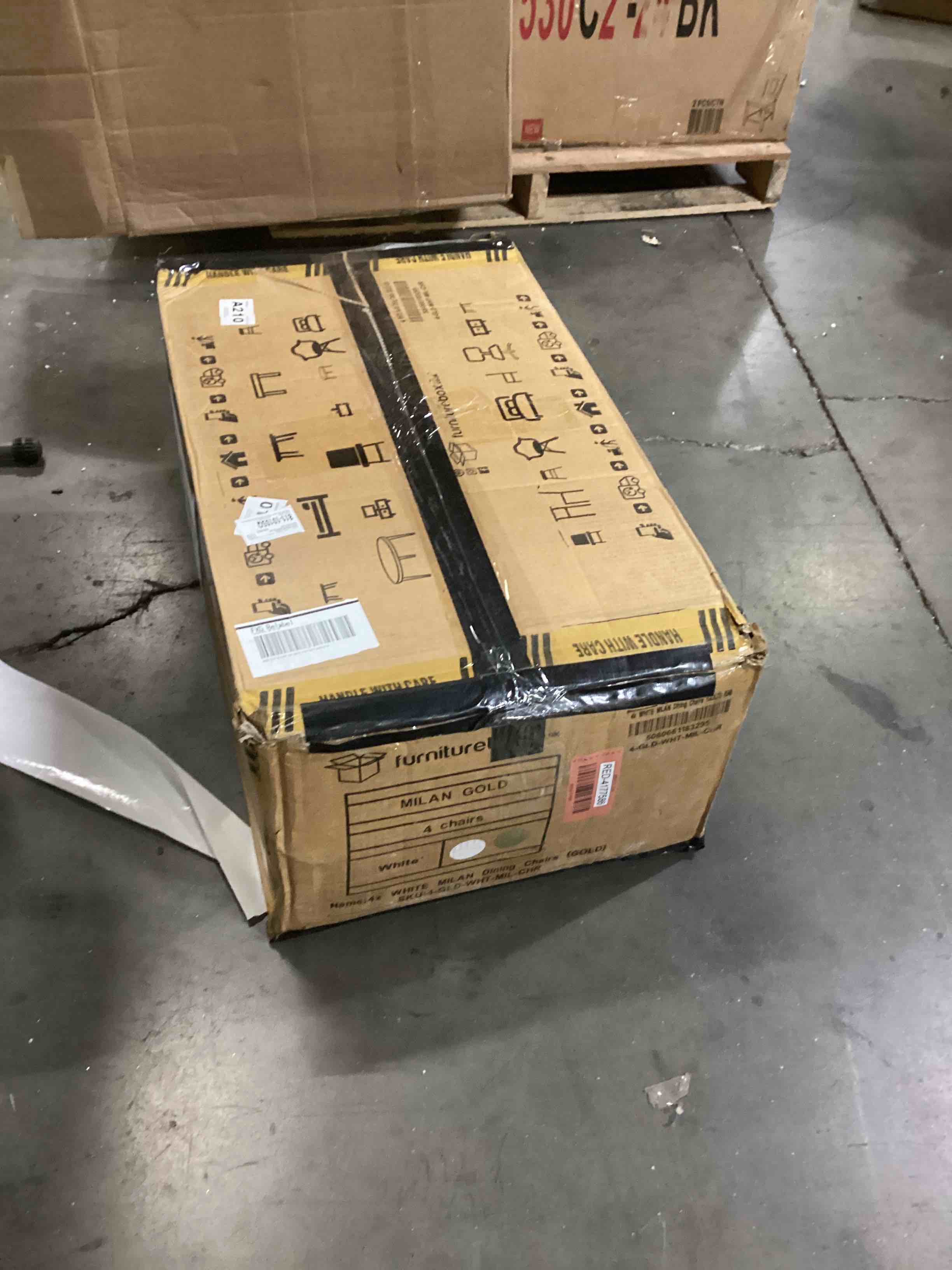 https://s3.amazonaws.com/lotting-images-prod/bidfta/RED4177586_1705348698849.jpeg