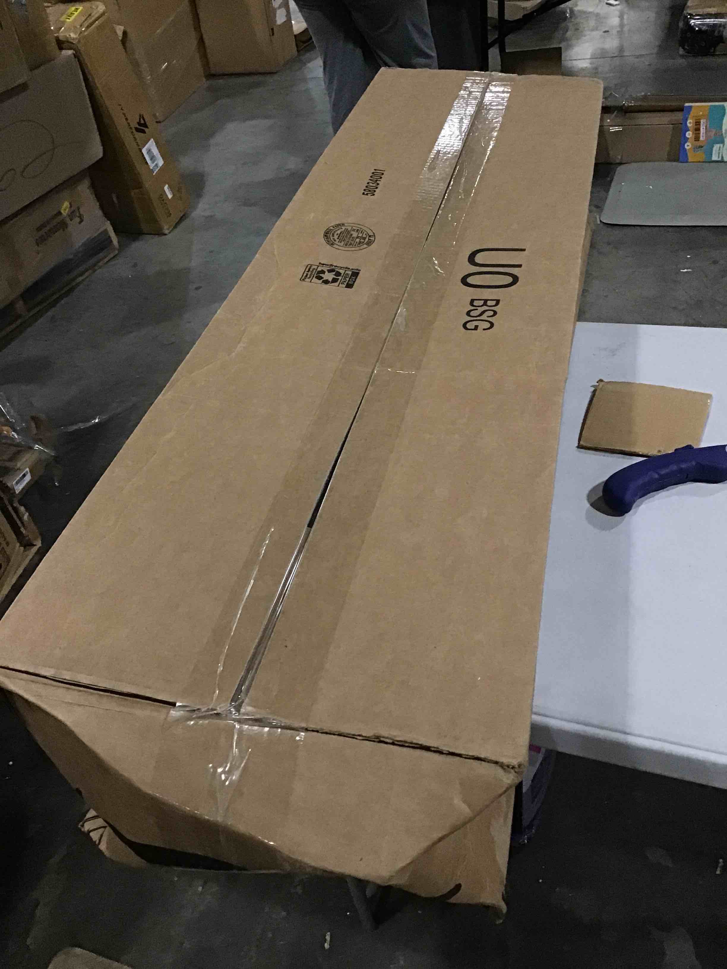 https://s3.amazonaws.com/lotting-images-prod/bidfta/RED4177711_1705933539177.jpeg