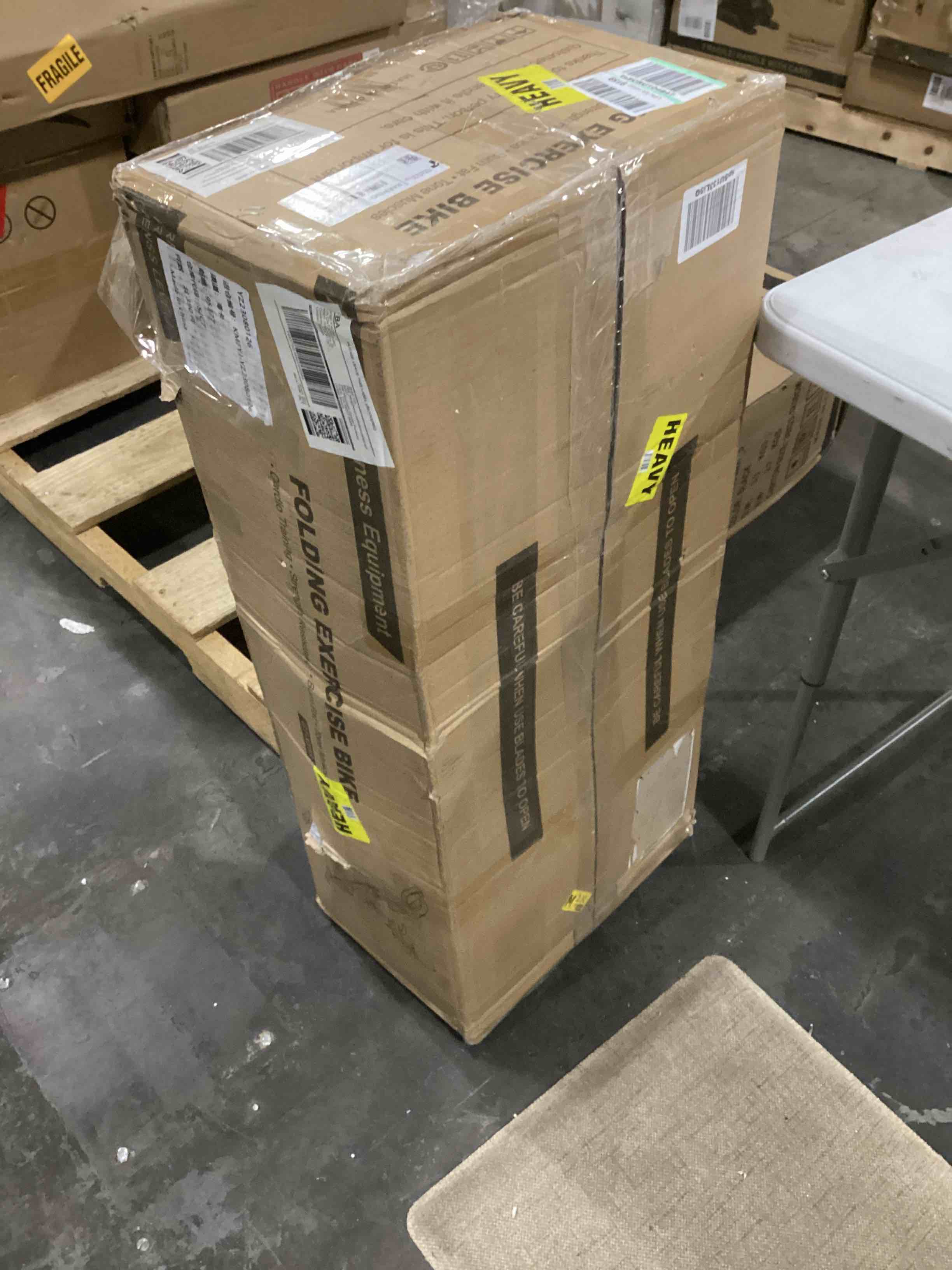 https://s3.amazonaws.com/lotting-images-prod/bidfta/RED4177735_1706014361465.jpeg