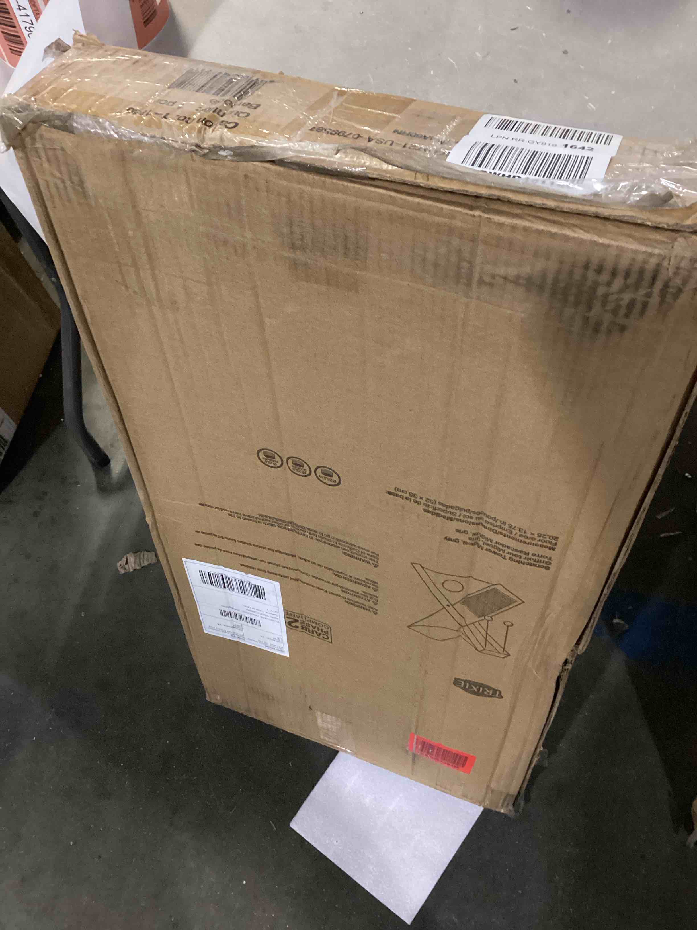 https://s3.amazonaws.com/lotting-images-prod/bidfta/RED4179673_1702665181841.jpeg