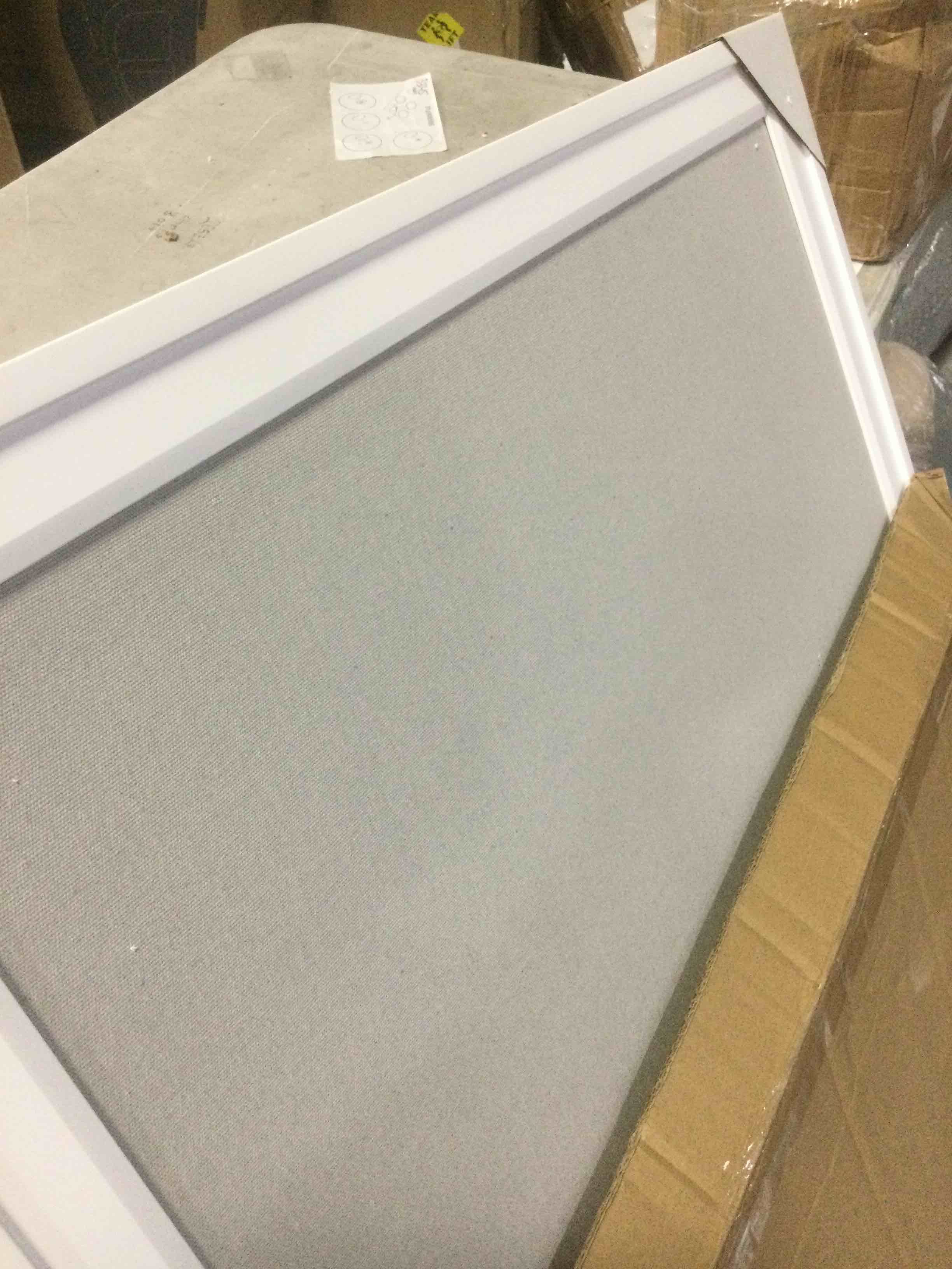 https://s3.amazonaws.com/lotting-images-prod/bidfta/RED4179914_1703009394905.jpeg