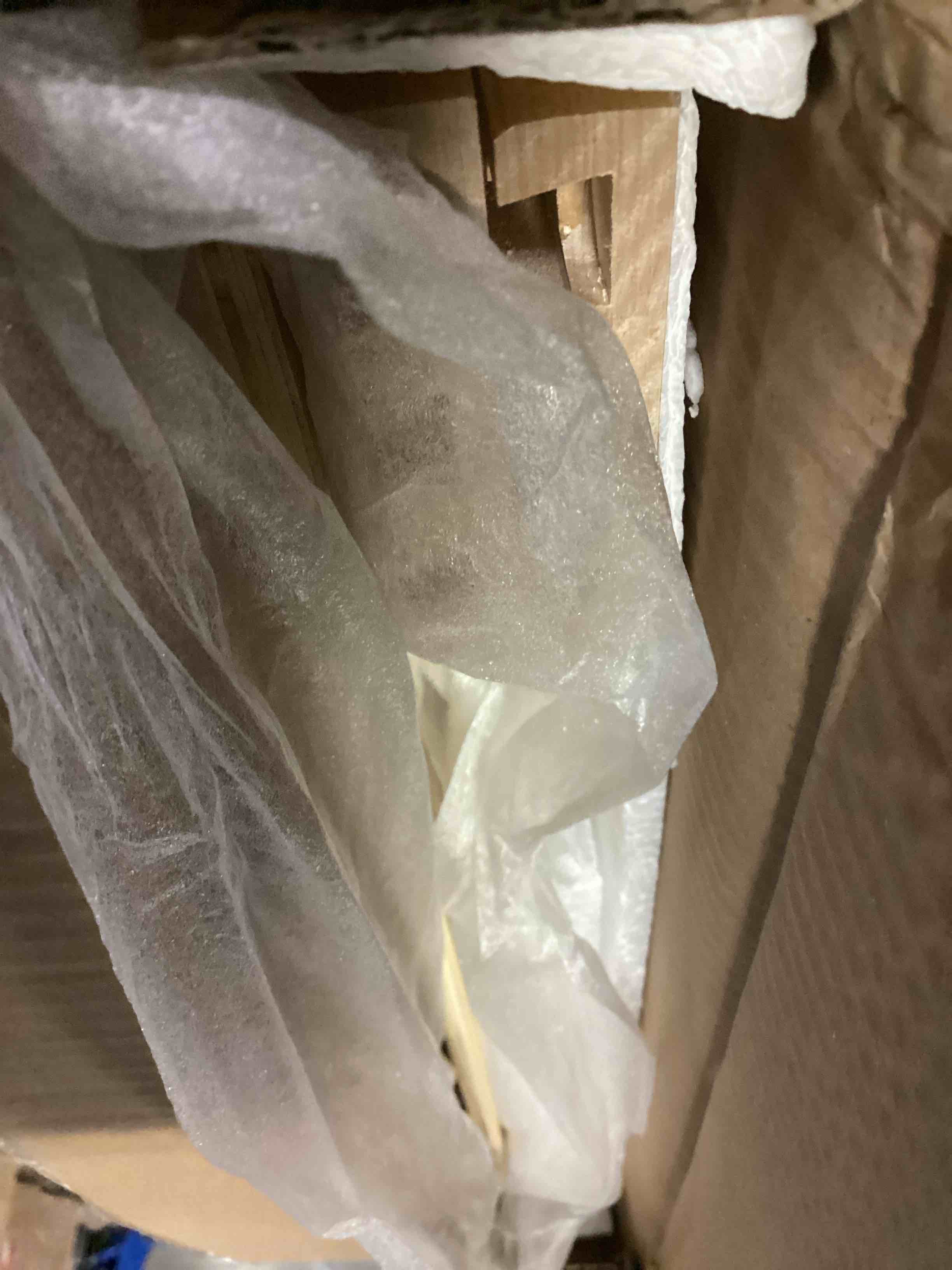https://s3.amazonaws.com/lotting-images-prod/bidfta/RED4180112_1703090511086.jpeg