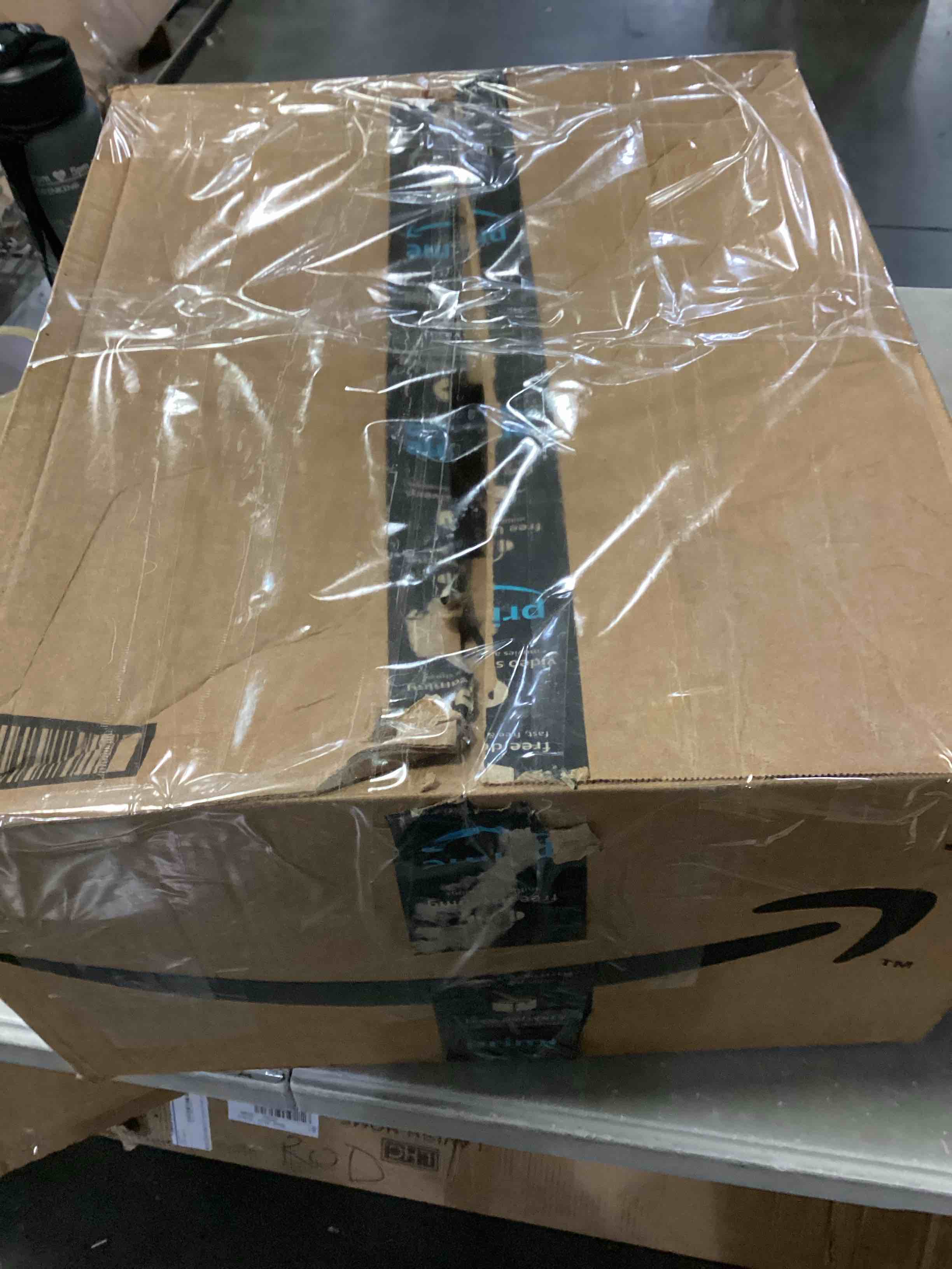 https://s3.amazonaws.com/lotting-images-prod/bidfta/RED4180601_1703267714697.jpeg