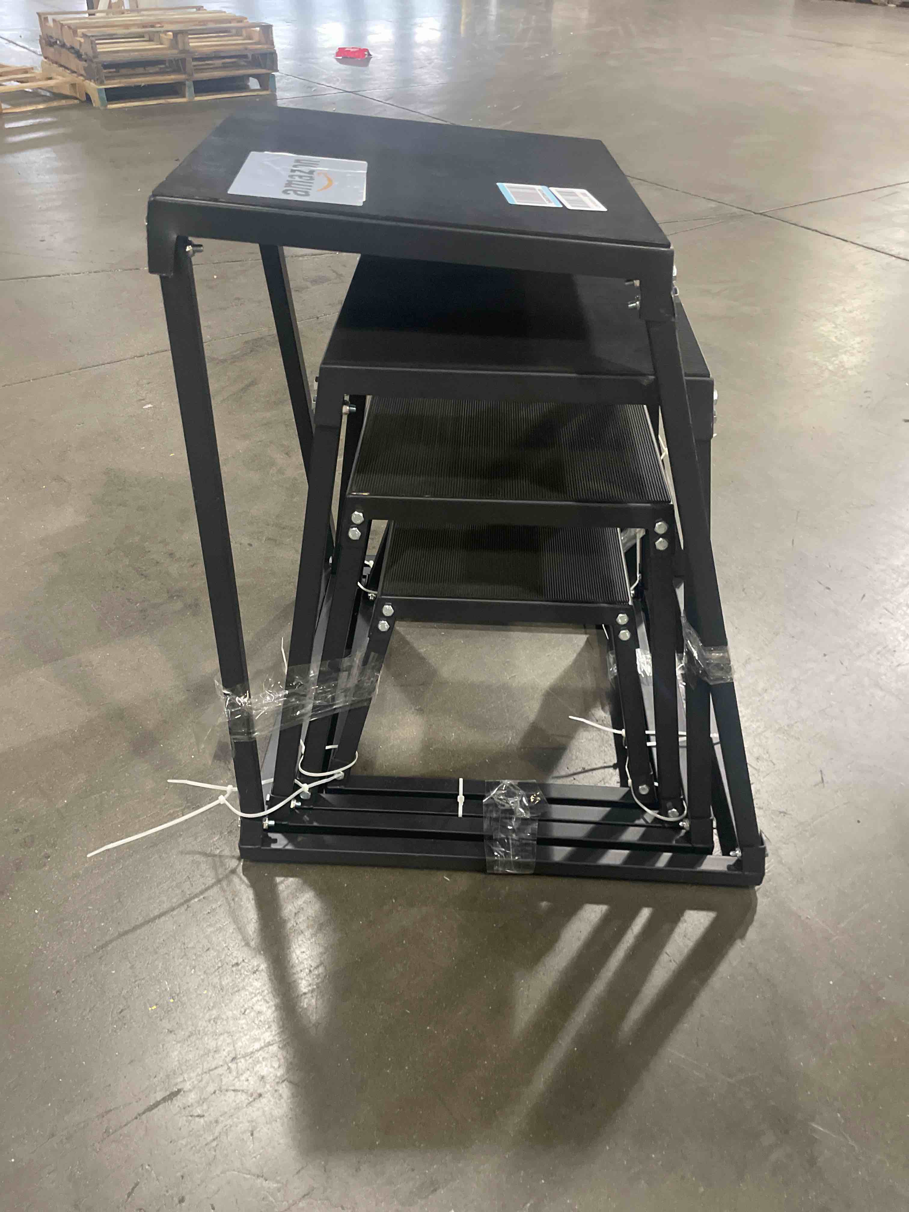 Metal Plyometric Jumping Box, Steel Fitness Exercise Jump Platforms Box for Conditioning Strength and Agility Training, Anti-Slip Workout Step Up Box for Home Gym