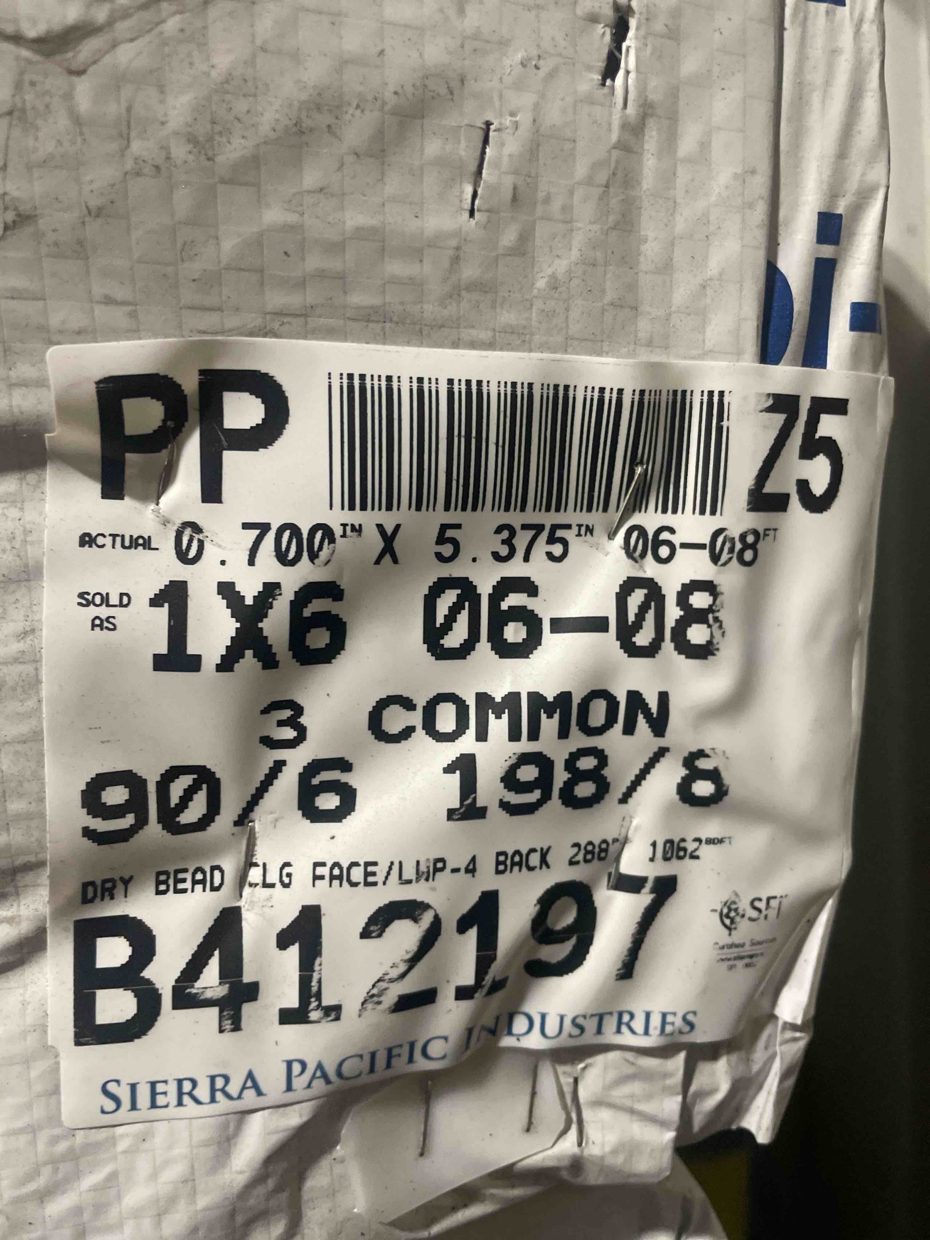 https://s3.amazonaws.com/lotting-images-prod/bidfta/RED4182002_1757422675699.jpeg