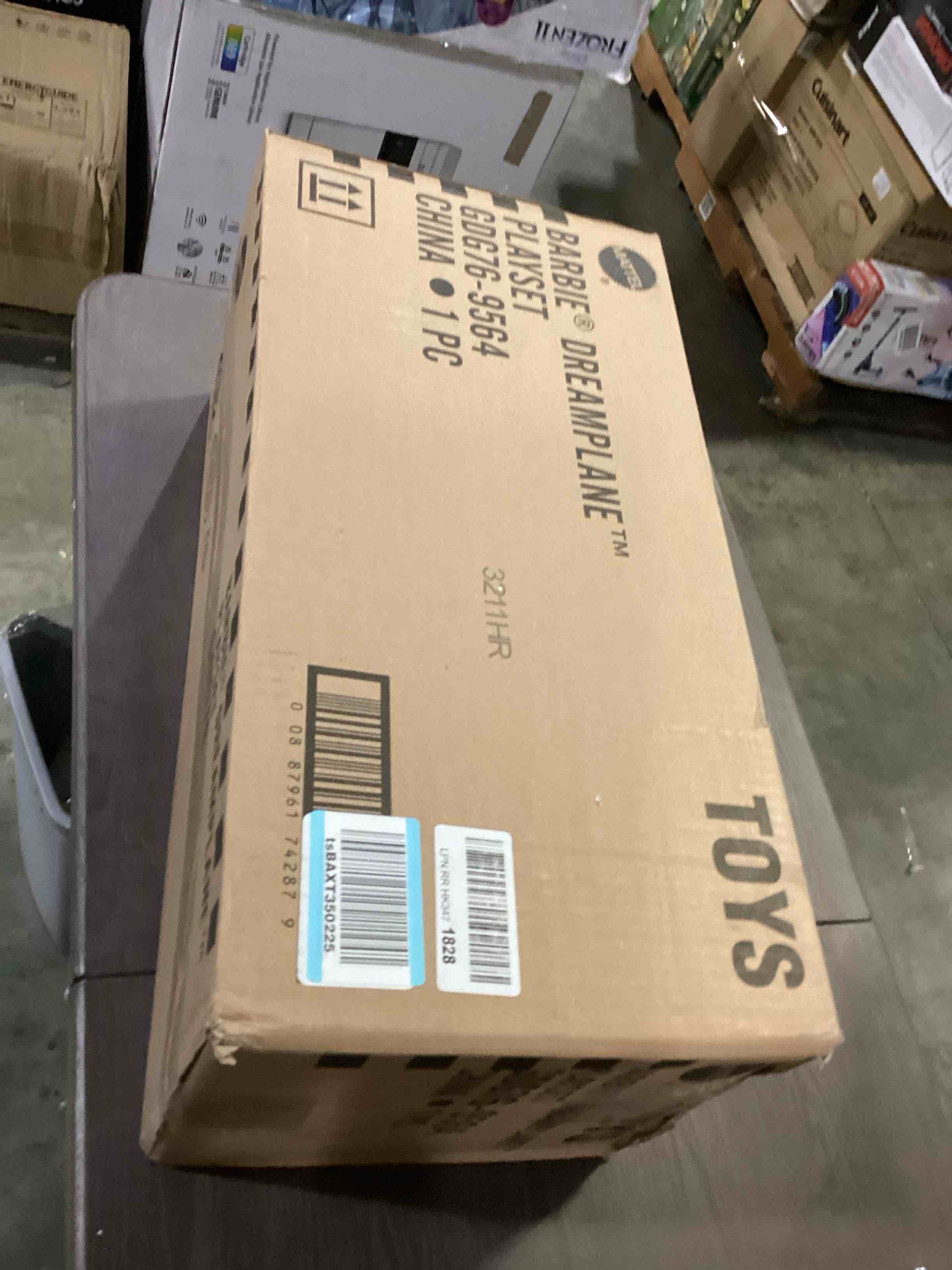 Barbie Airplane Playset, Dreamplane with 15+ Accessories Including