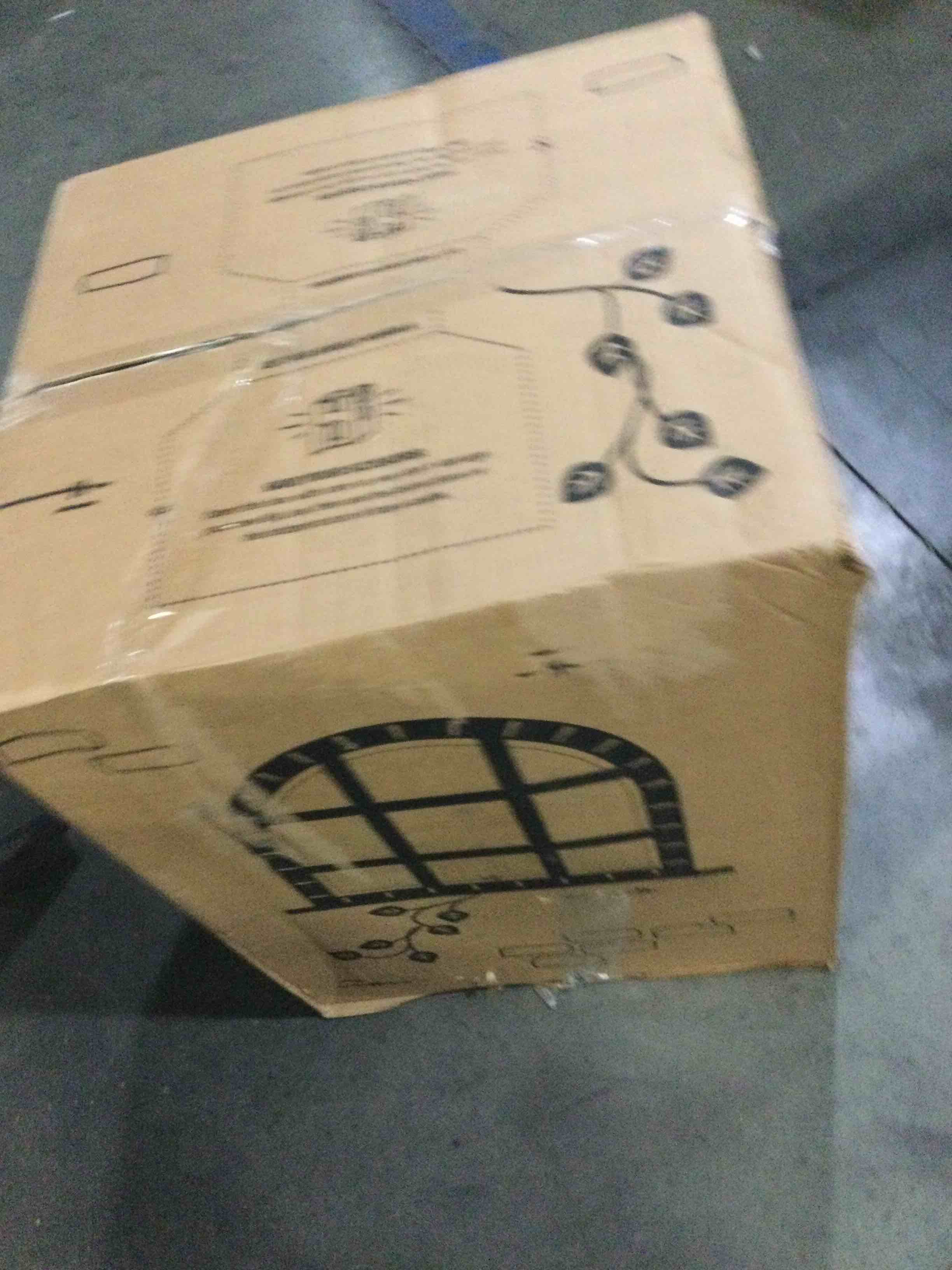 https://s3.amazonaws.com/lotting-images-prod/bidfta/RED4183058_1703852679078.jpeg