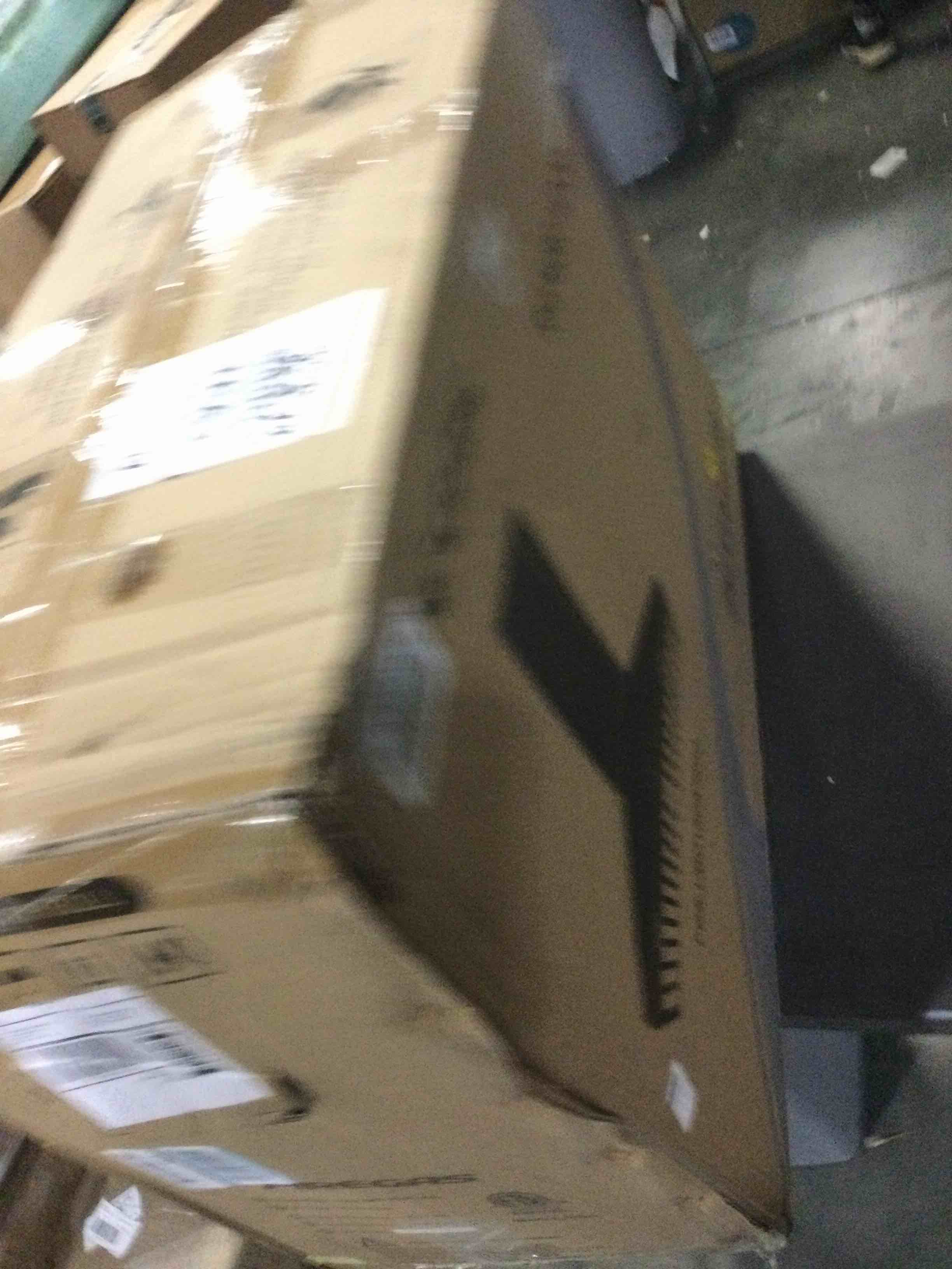 https://s3.amazonaws.com/lotting-images-prod/bidfta/RED4183059_1703852845650.jpeg