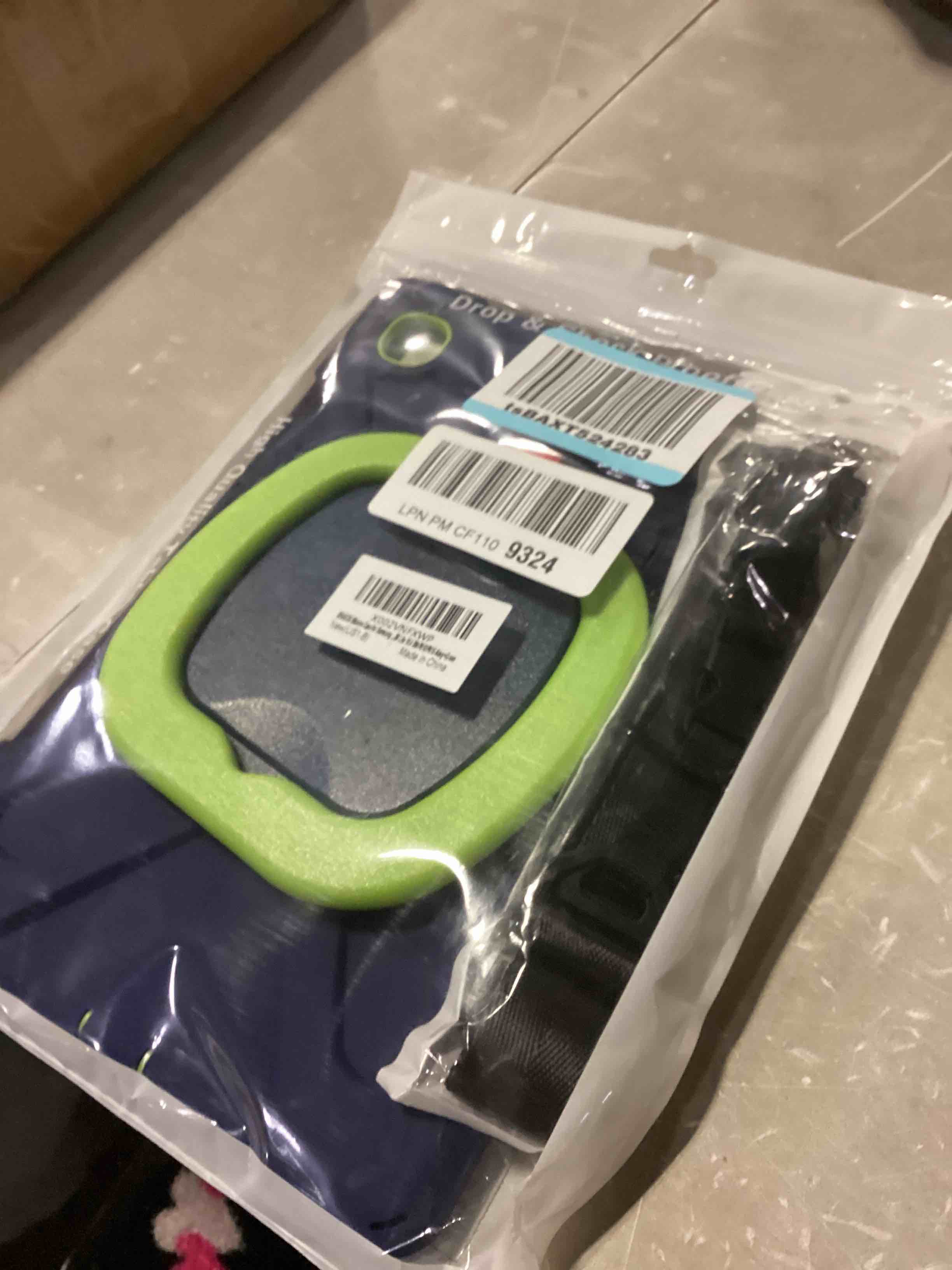 https://s3.amazonaws.com/lotting-images-prod/bidfta/RED4183634_1704551745573.jpeg