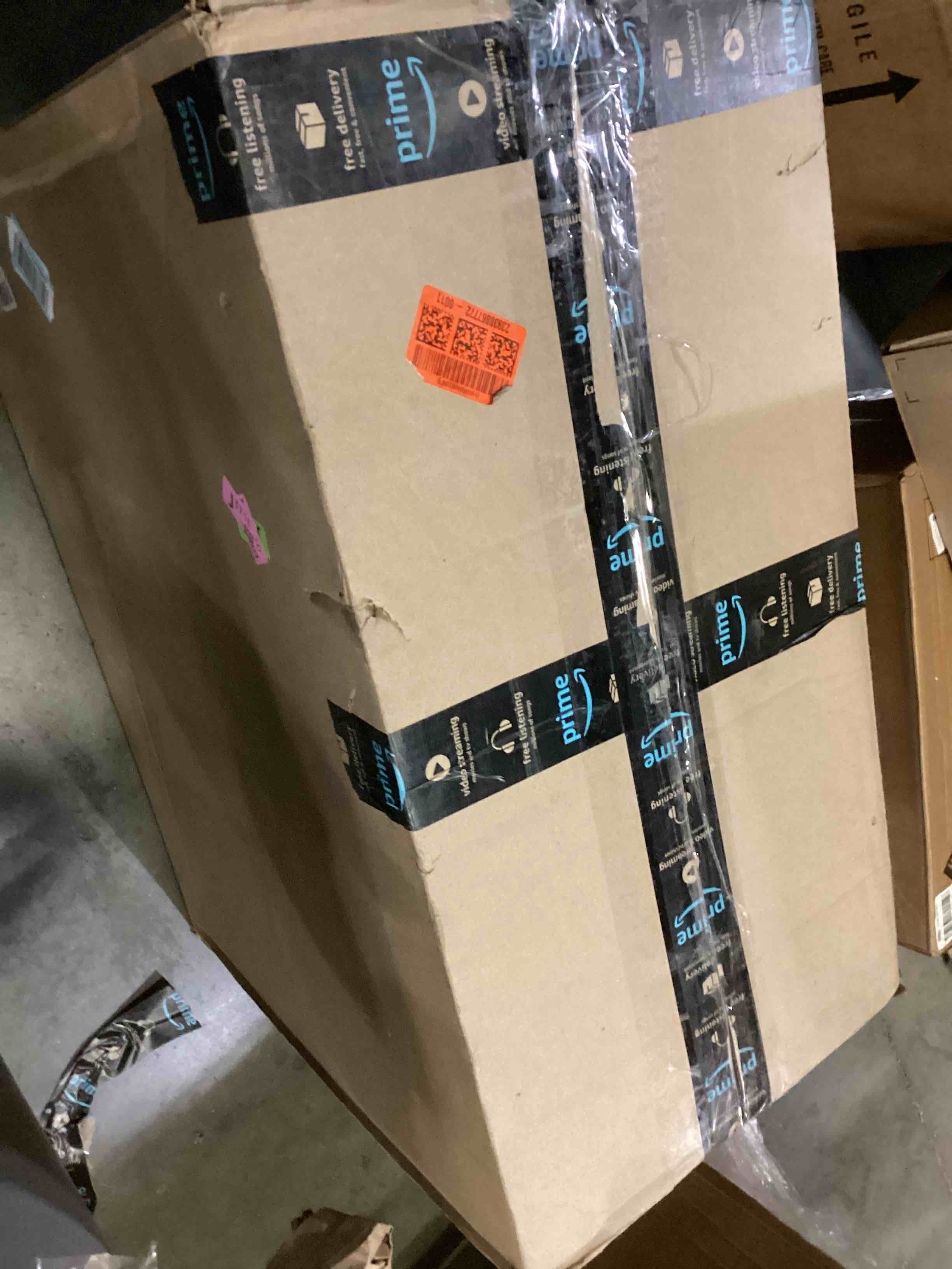 https://s3.amazonaws.com/lotting-images-prod/bidfta/RED4183861_1704739341284.jpeg