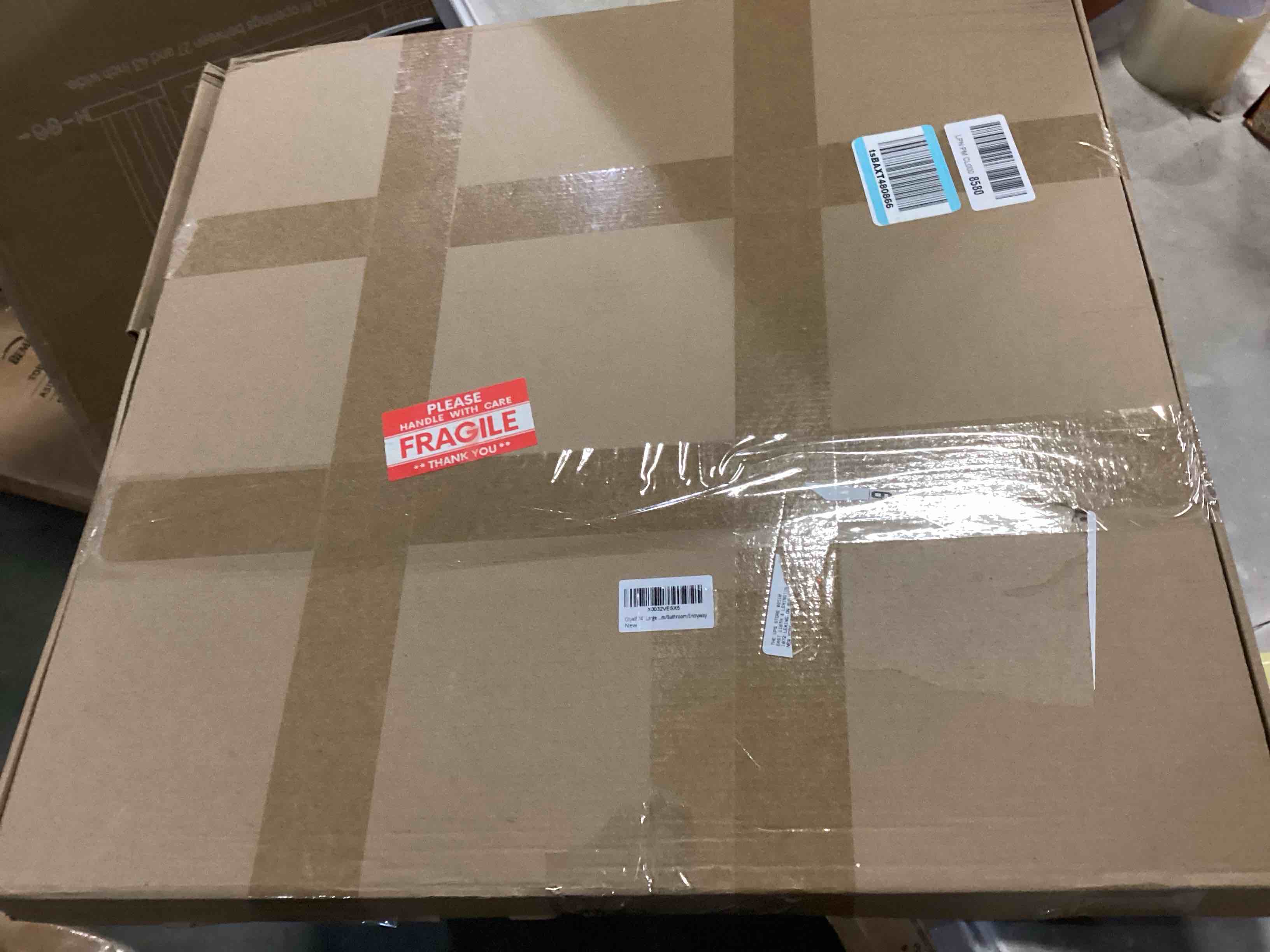 https://s3.amazonaws.com/lotting-images-prod/bidfta/RED4183912_1704803828092.jpeg