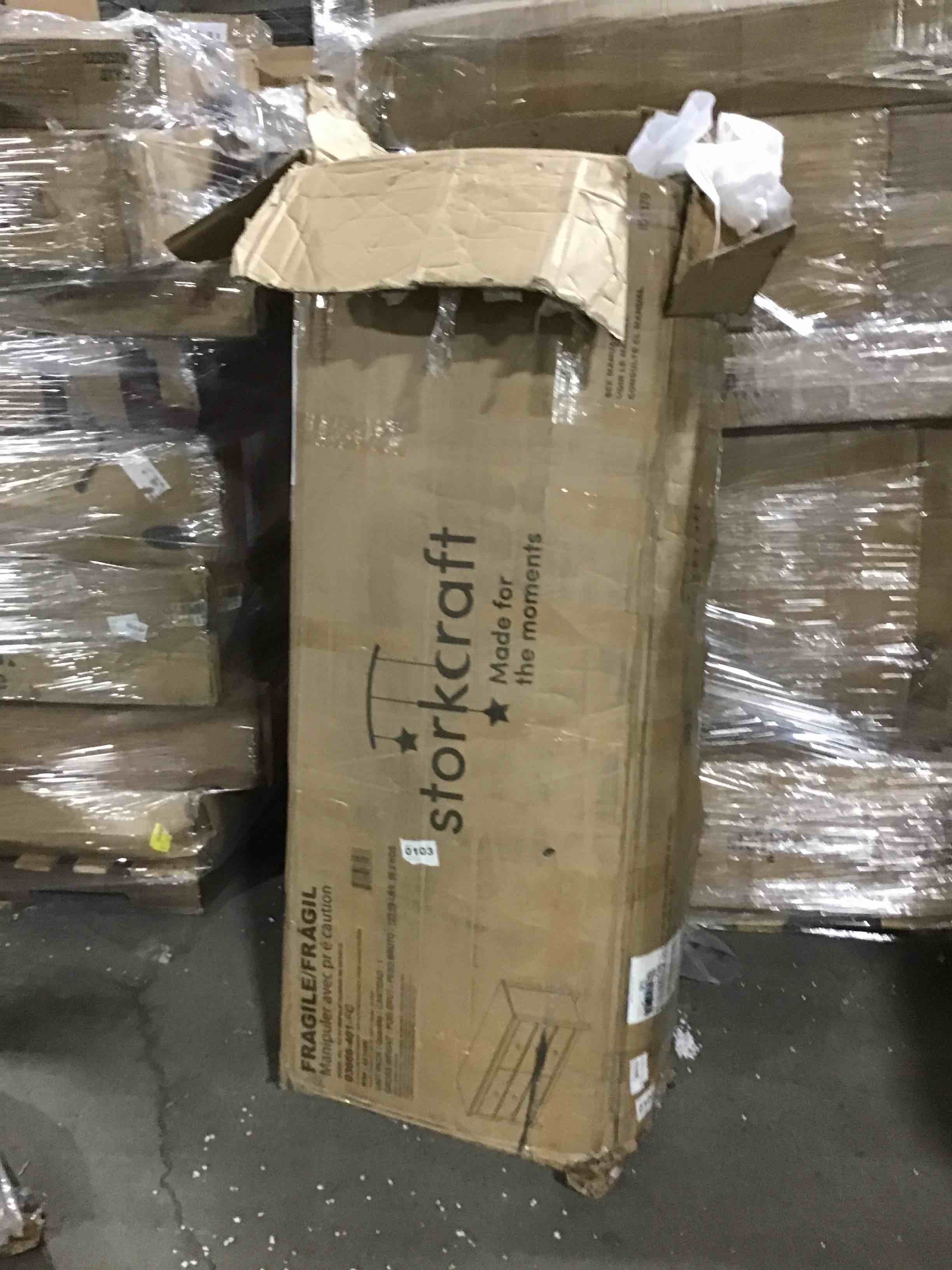 https://s3.amazonaws.com/lotting-images-prod/bidfta/RED4228703_1685975460420.jpeg