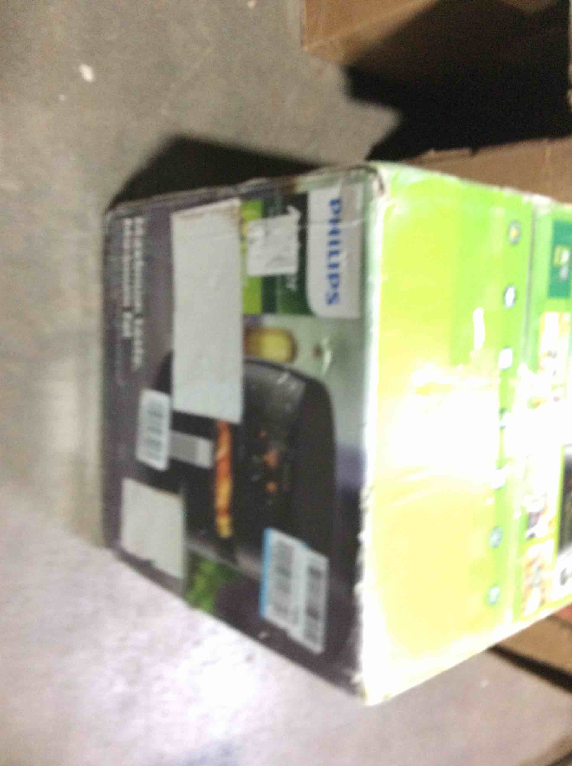 https://s3.amazonaws.com/lotting-images-prod/bidfta/RED4231263_1676401488759.jpeg