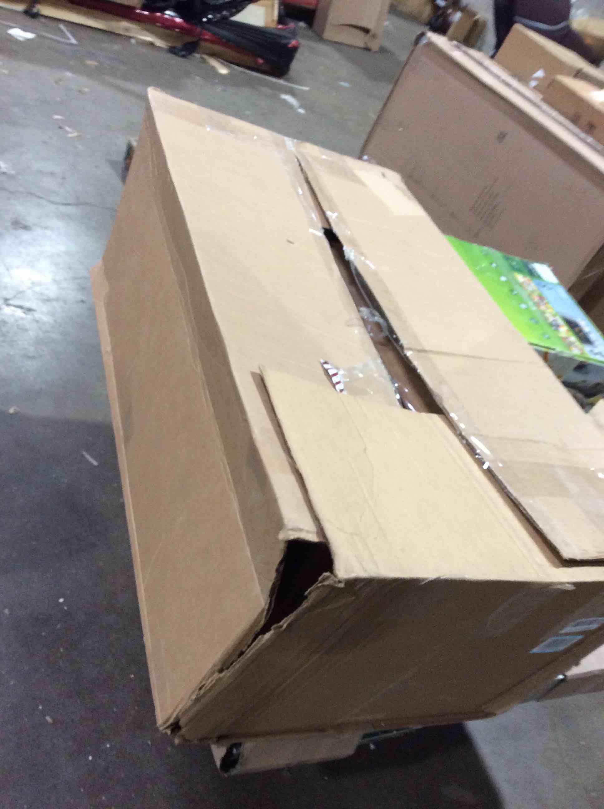 https://s3.amazonaws.com/lotting-images-prod/bidfta/RED4231272_1676401326855.jpeg