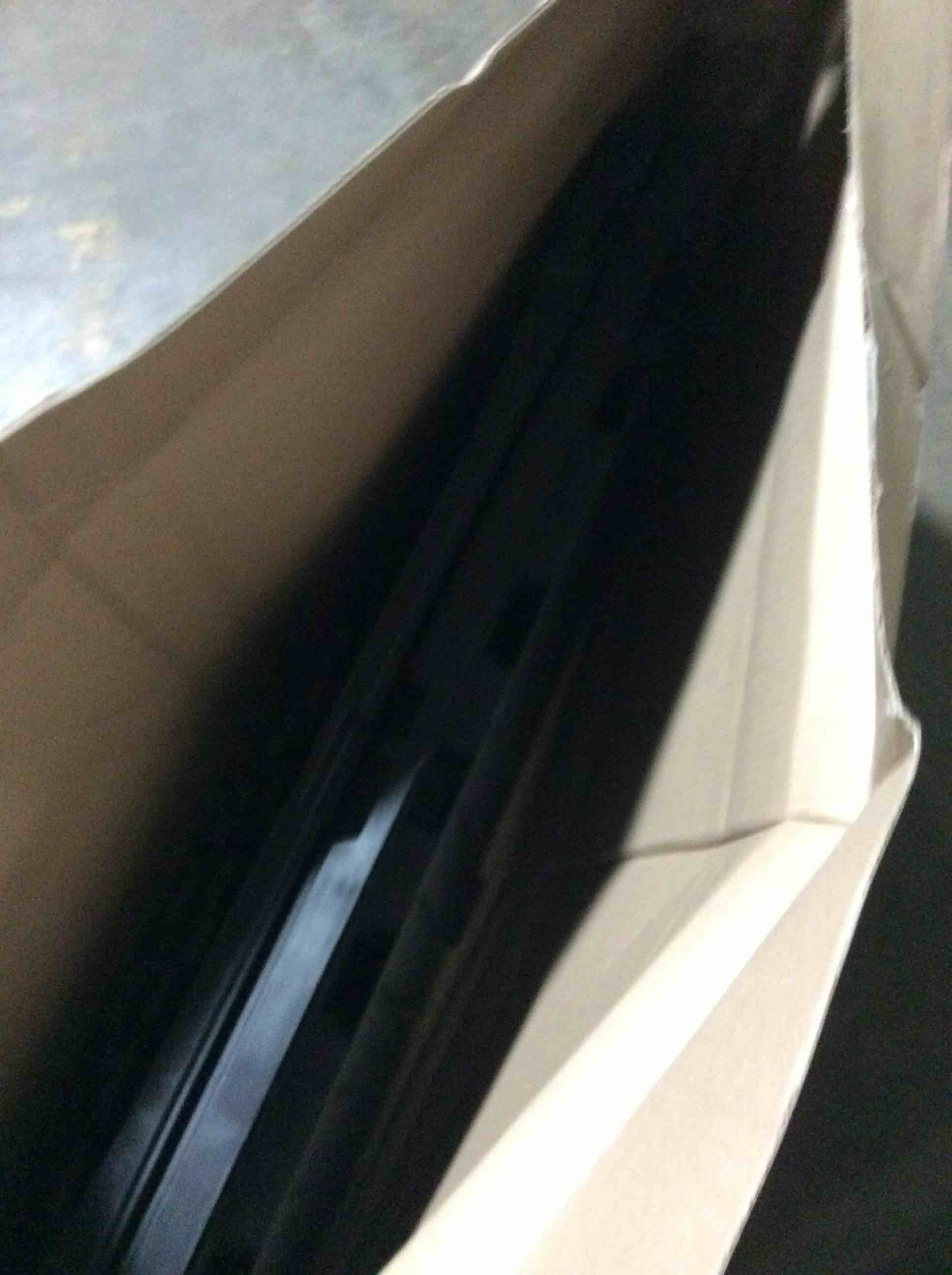 https://s3.amazonaws.com/lotting-images-prod/bidfta/RED4231278_1676400240208.jpeg