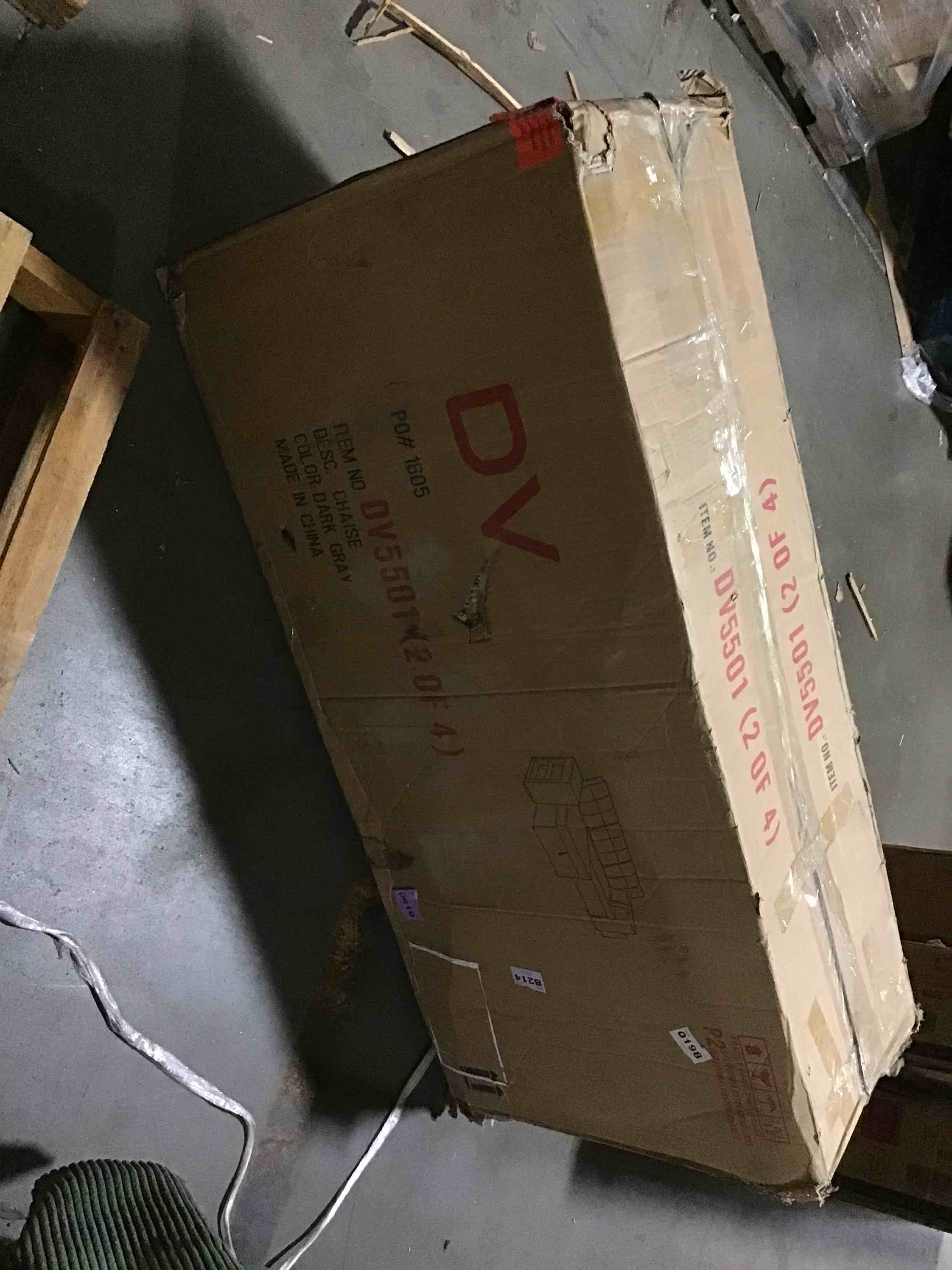 https://s3.amazonaws.com/lotting-images-prod/bidfta/RED4232538_1685720462570.jpeg