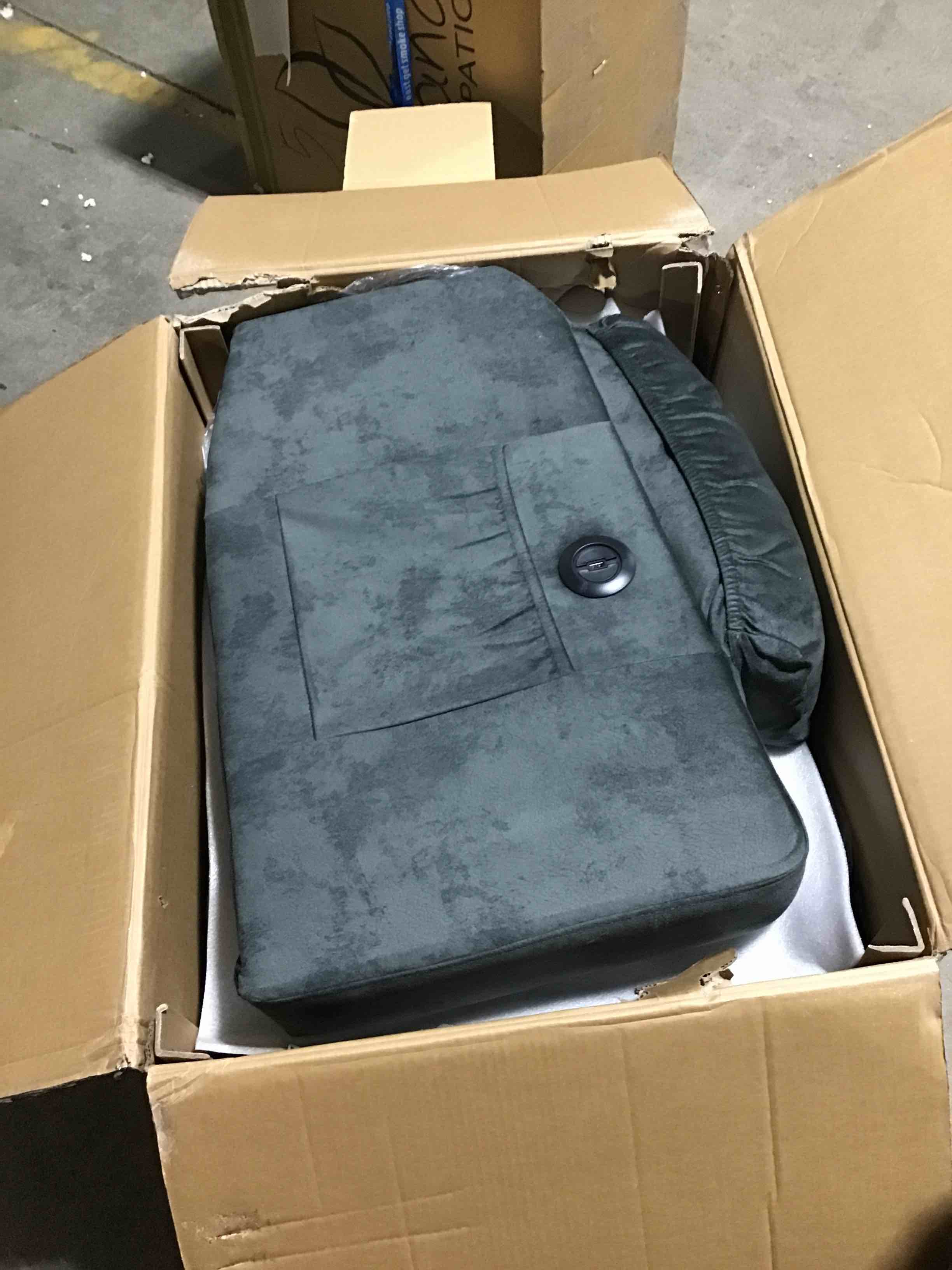 Condition photo showing Appears New for Guiterrez 36" Wide Power Lift Assist Standard Recliner(incomplete, box 1 of 2)