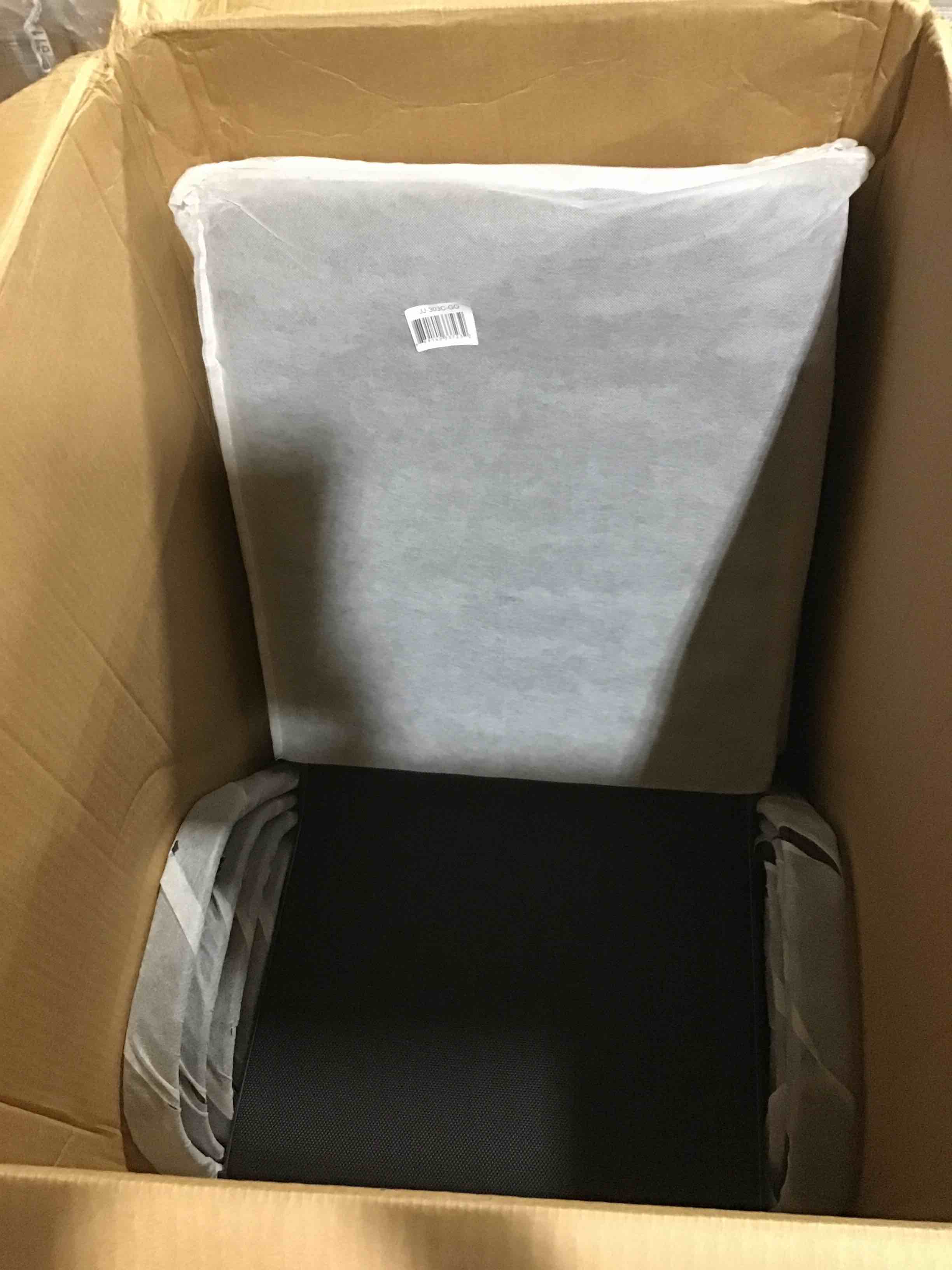 https://s3.amazonaws.com/lotting-images-prod/bidfta/RED4233309_1688046108962.jpeg