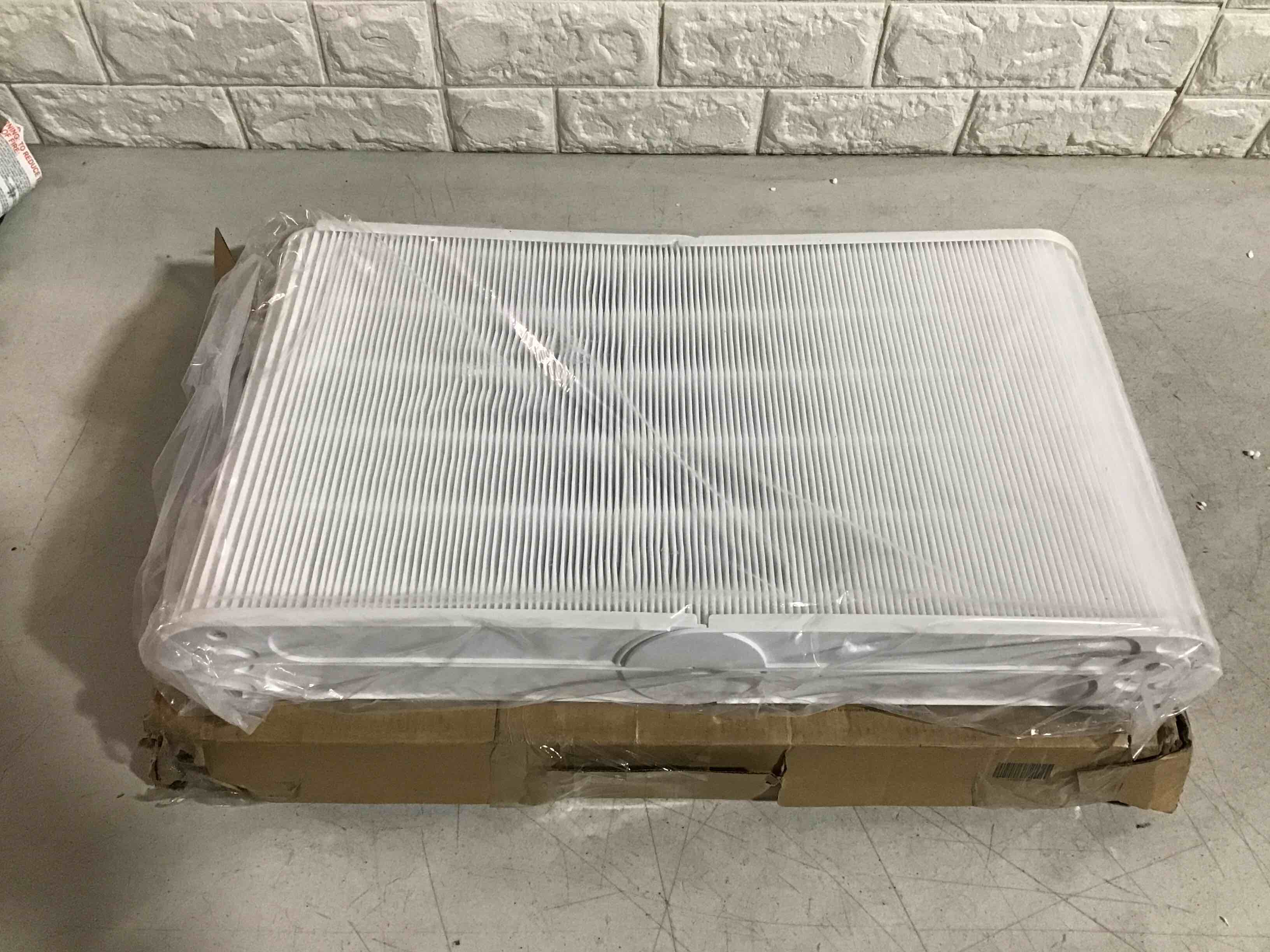 https://s3.amazonaws.com/lotting-images-prod/bidfta/RED4234365_1684758157710.jpeg