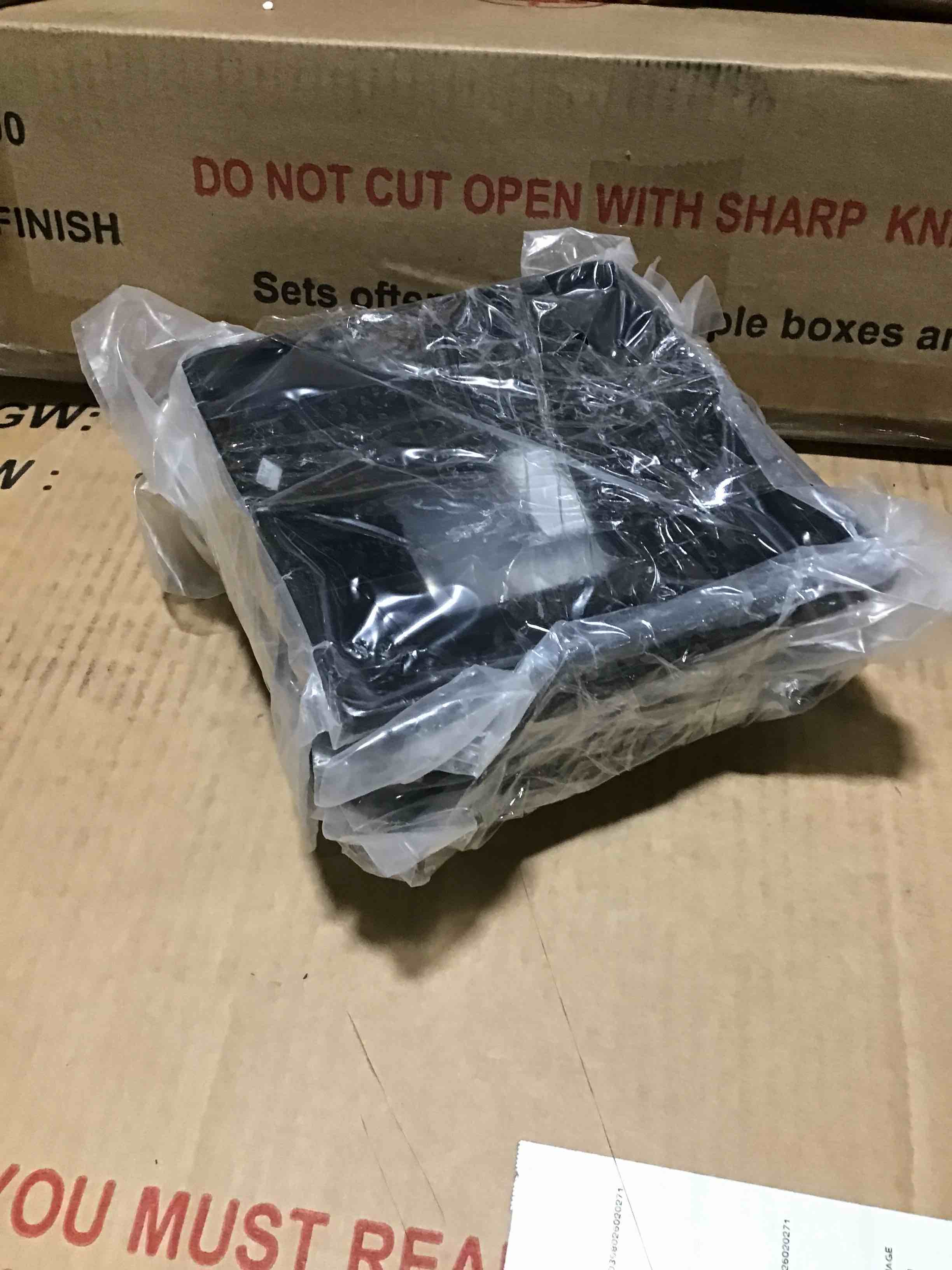 https://s3.amazonaws.com/lotting-images-prod/bidfta/RED4235831_1685709414346.jpeg
