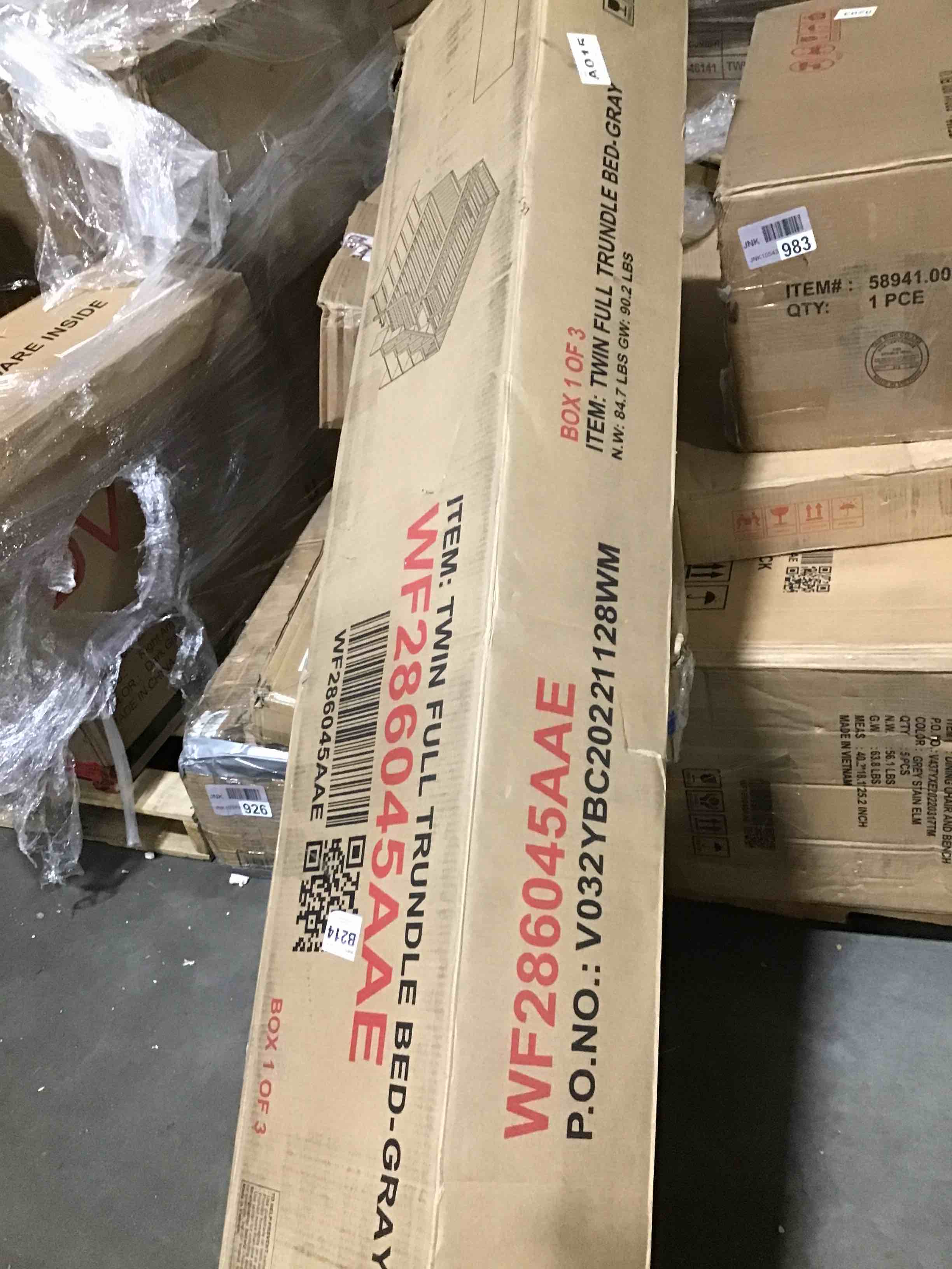 https://s3.amazonaws.com/lotting-images-prod/bidfta/RED4235841_1685716481536.jpeg