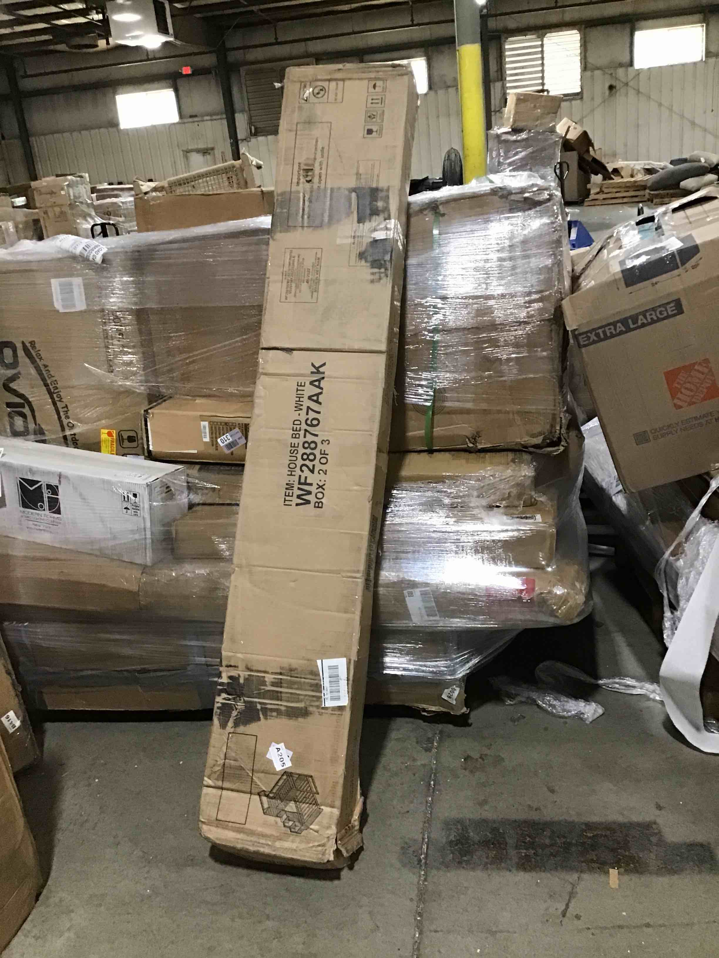https://s3.amazonaws.com/lotting-images-prod/bidfta/RED4236274_1686850618080.jpeg