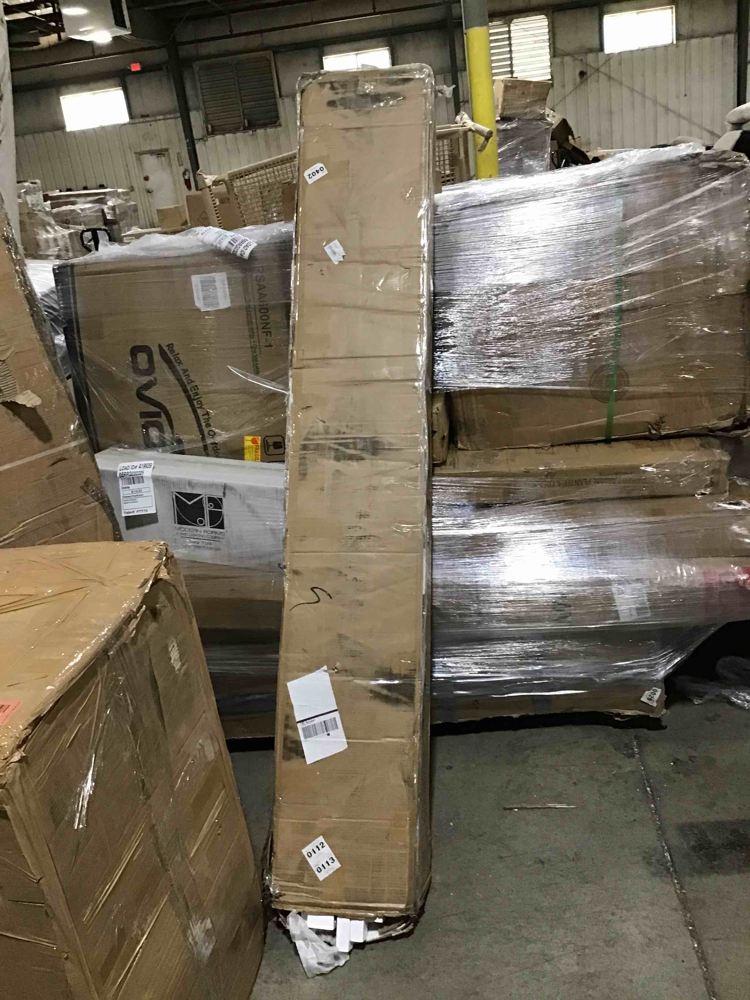 https://s3.amazonaws.com/lotting-images-prod/bidfta/RED4236274_1686850632887.jpeg