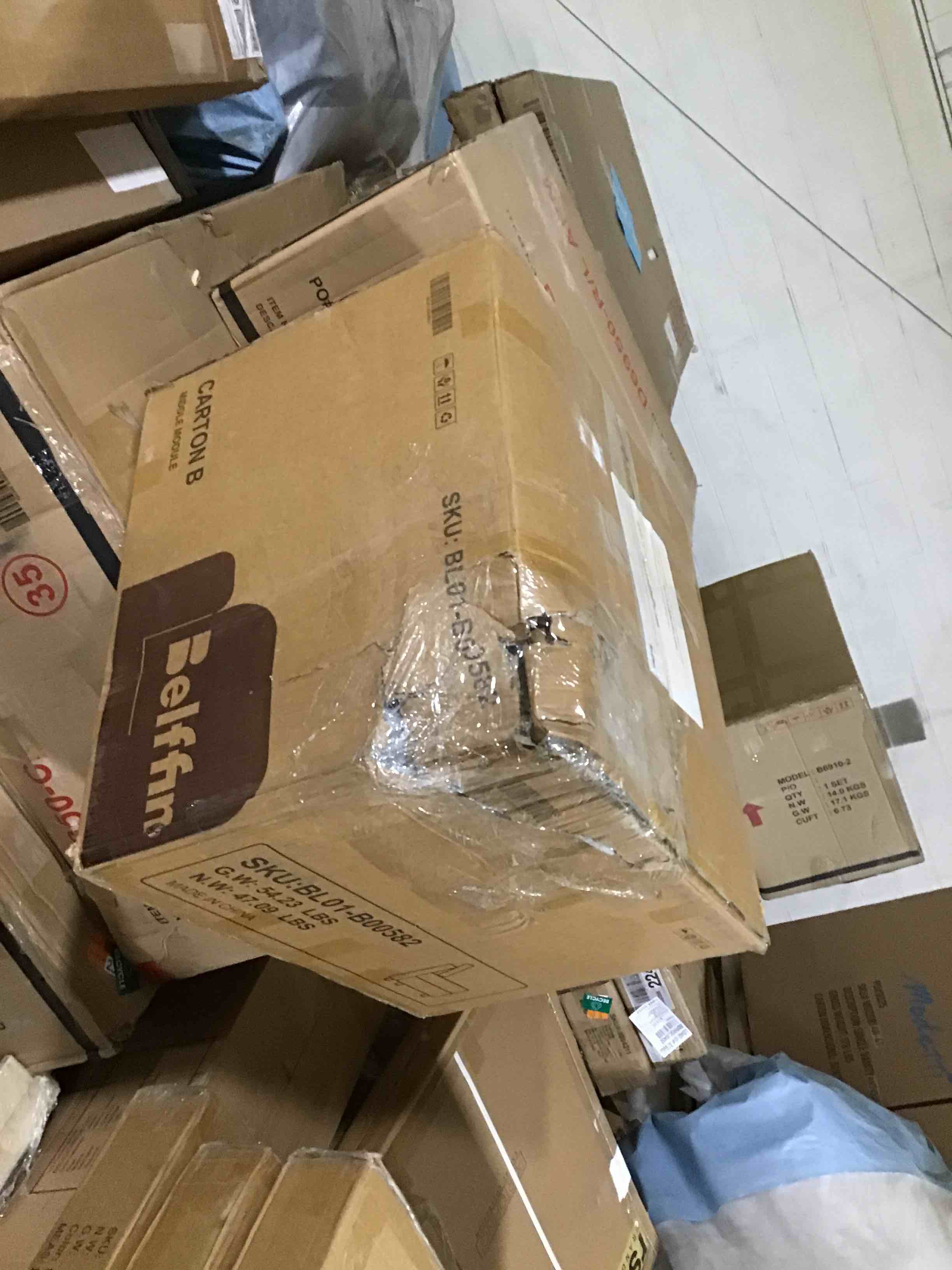 https://s3.amazonaws.com/lotting-images-prod/bidfta/RED4236298_1686919010156.jpeg