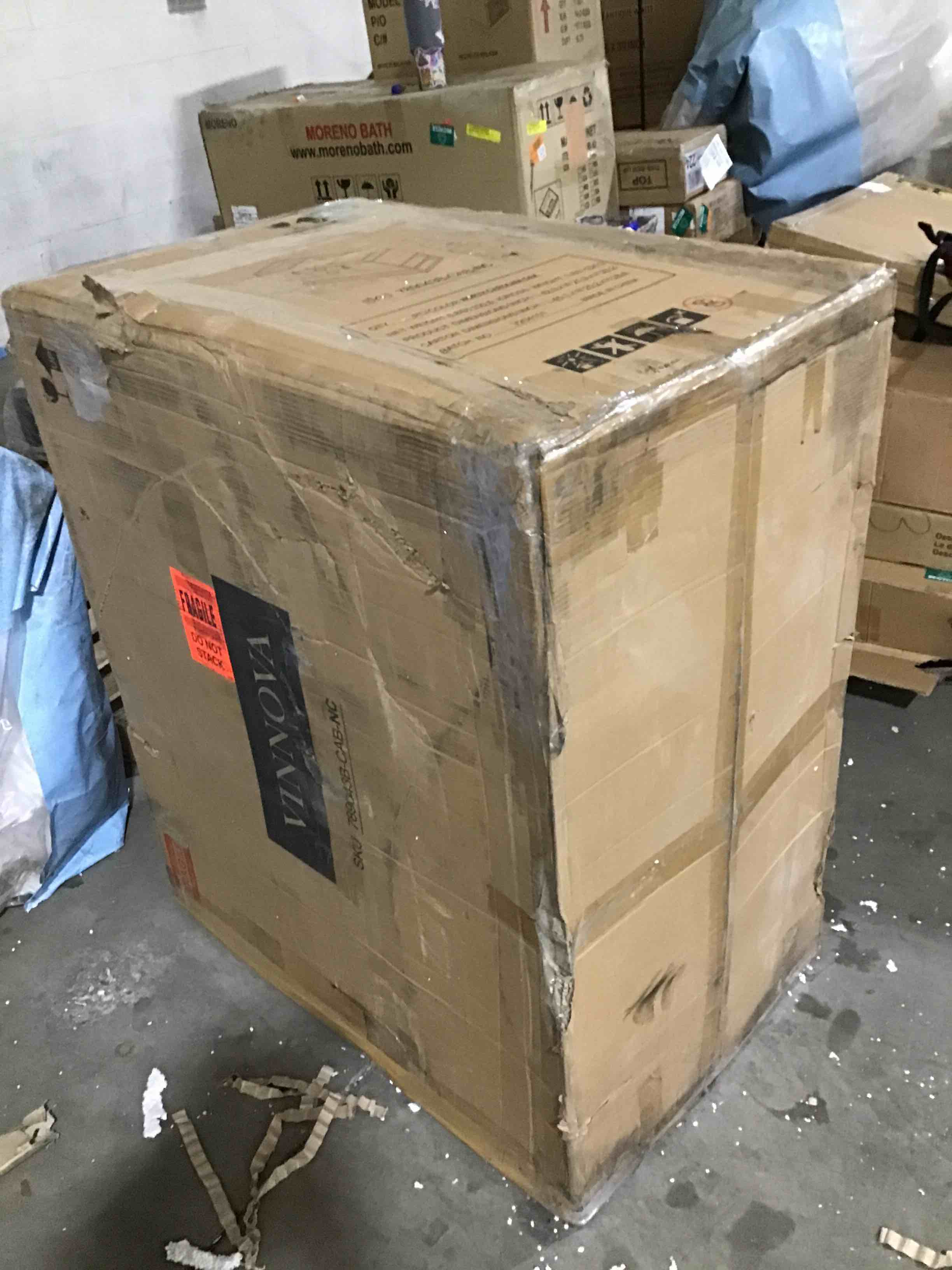 https://s3.amazonaws.com/lotting-images-prod/bidfta/RED4236303_1686926186232.jpeg
