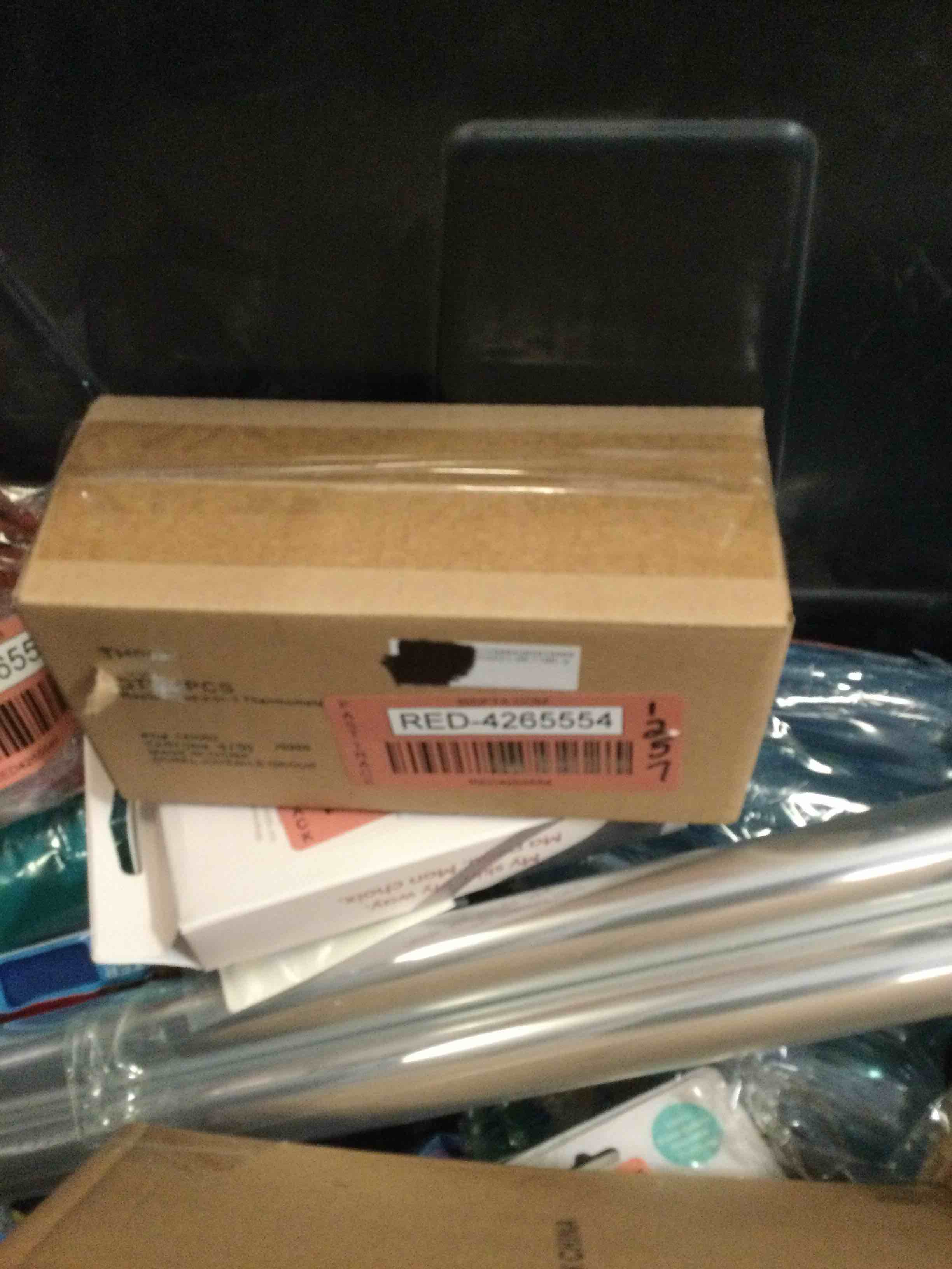 https://s3.amazonaws.com/lotting-images-prod/bidfta/RED4265554_1689619083298.jpeg