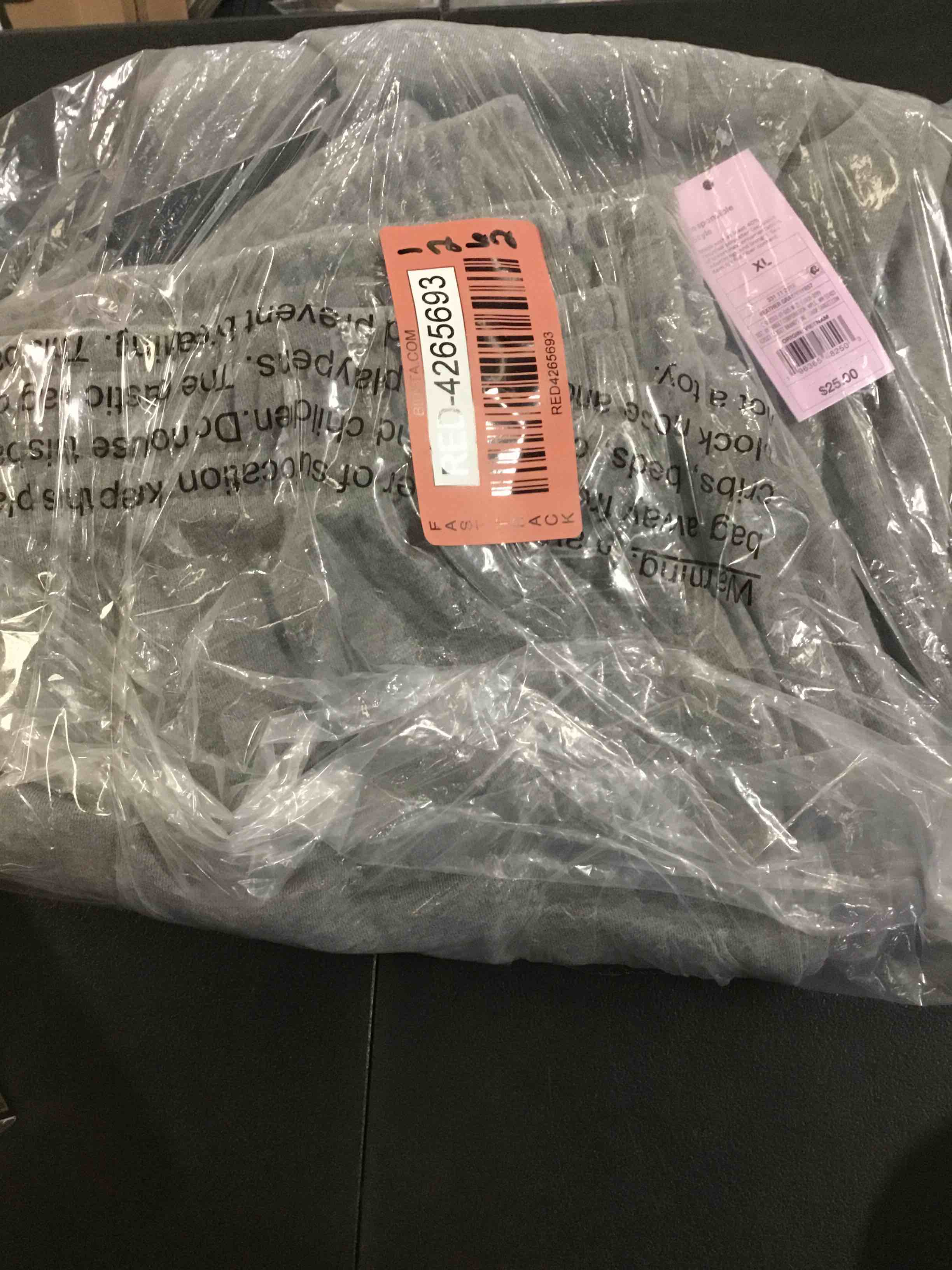 https://s3.amazonaws.com/lotting-images-prod/bidfta/RED4265693_1689707943960.jpeg