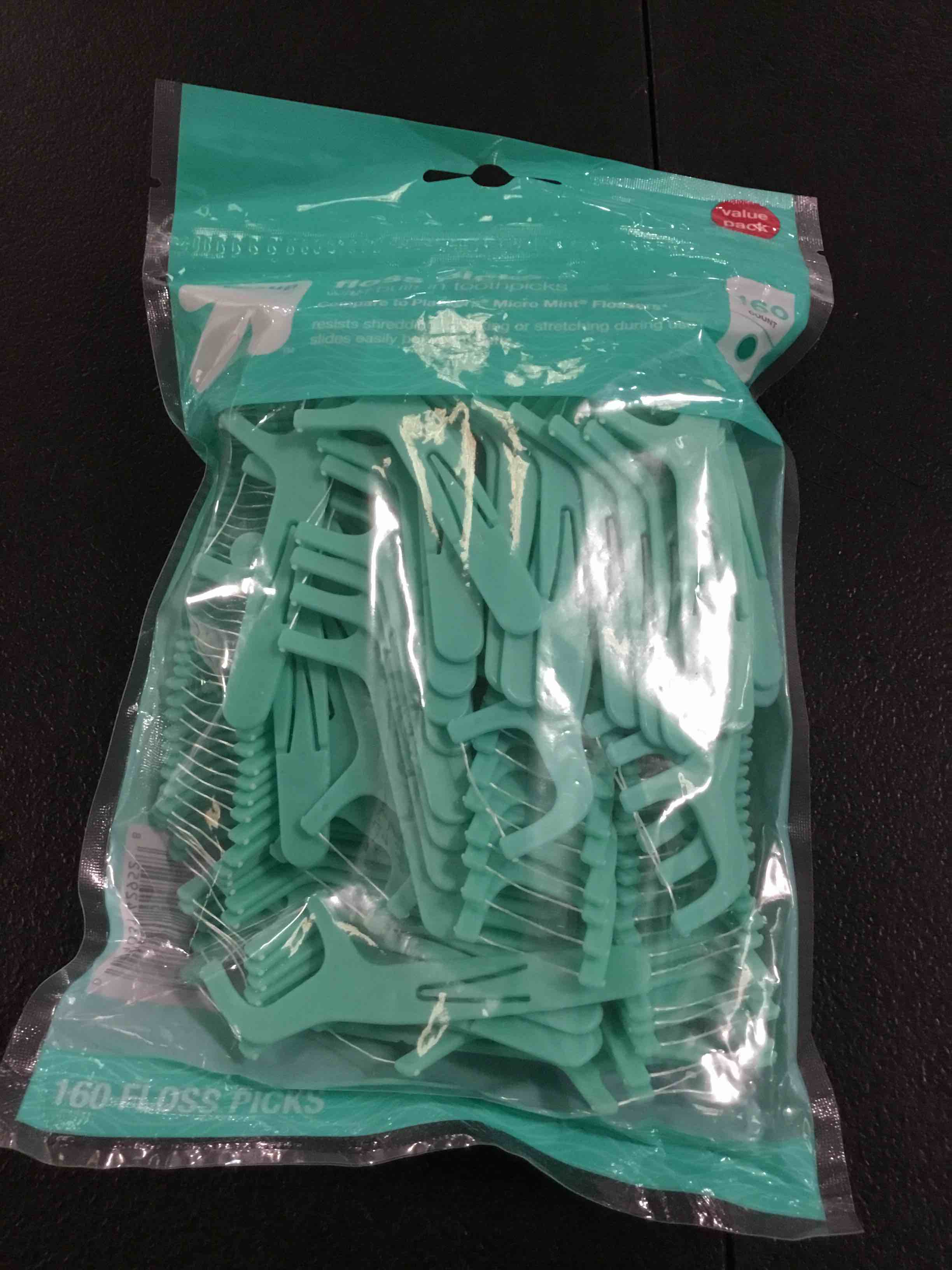 https://s3.amazonaws.com/lotting-images-prod/bidfta/RED4265816_1689788043951.jpeg
