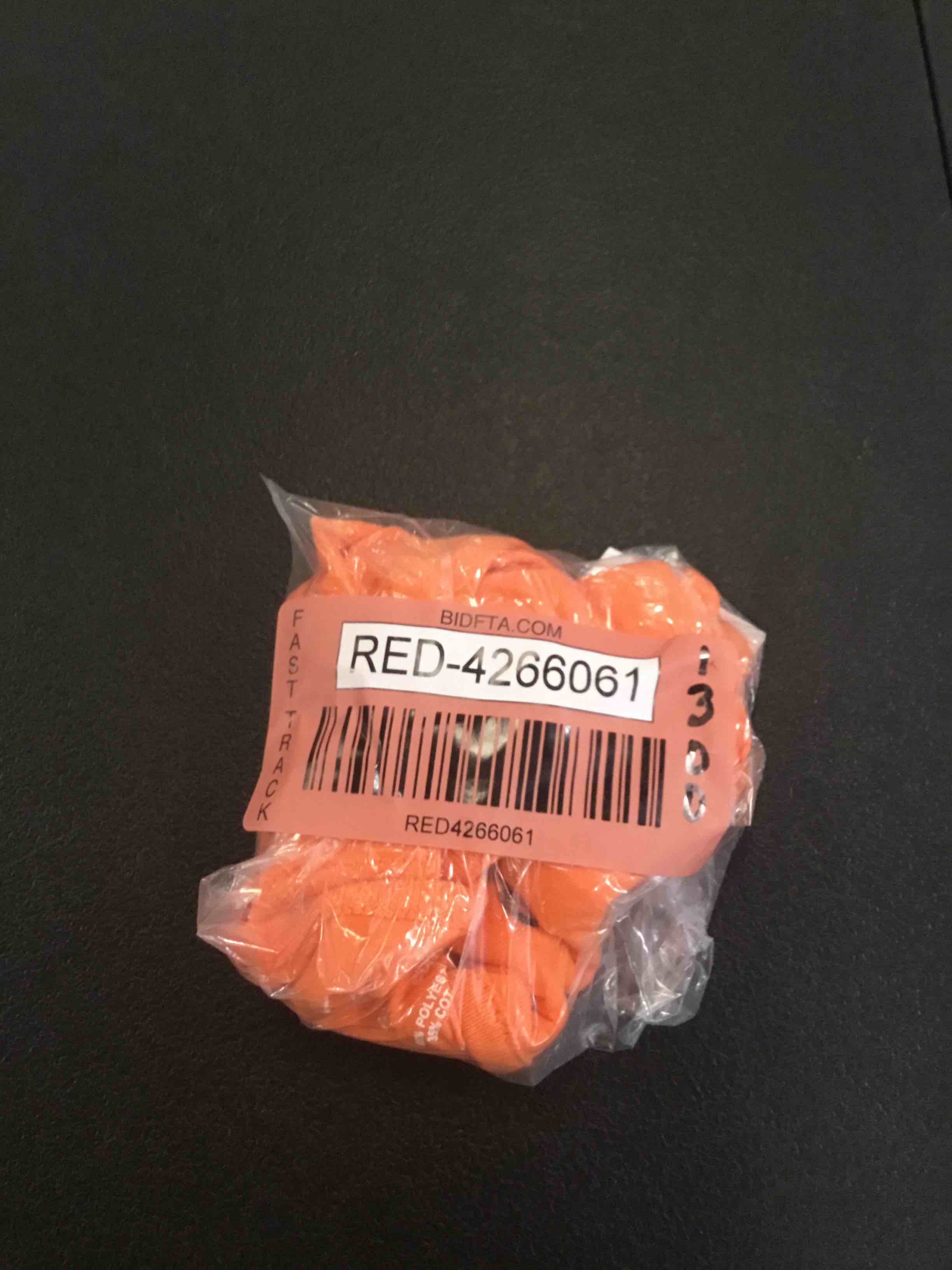 https://s3.amazonaws.com/lotting-images-prod/bidfta/RED4266061_1690297930924.jpeg