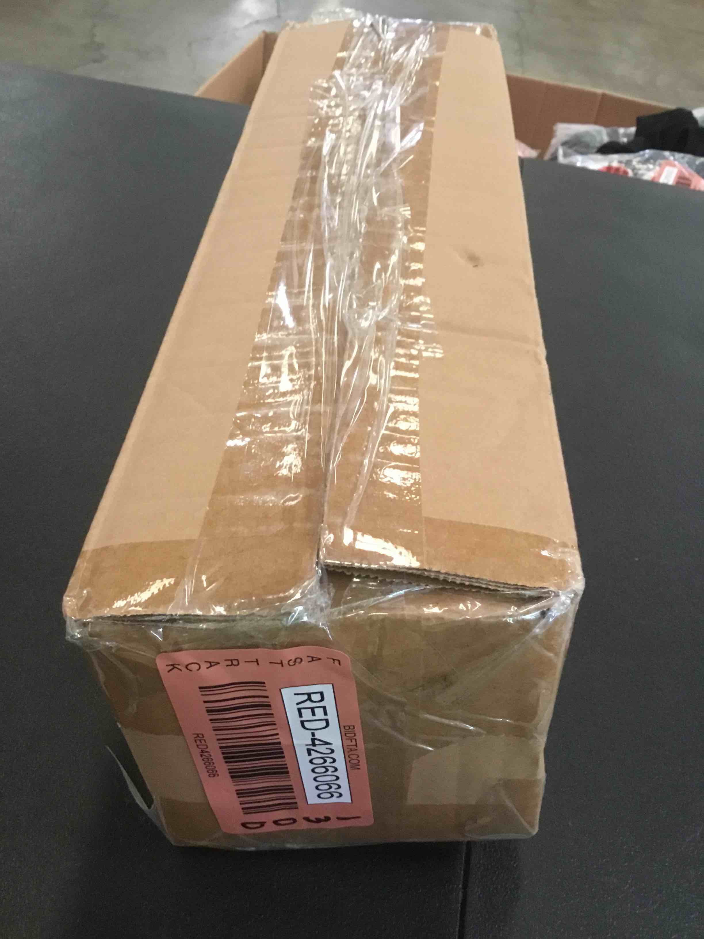 https://s3.amazonaws.com/lotting-images-prod/bidfta/RED4266066_1690298656053.jpeg