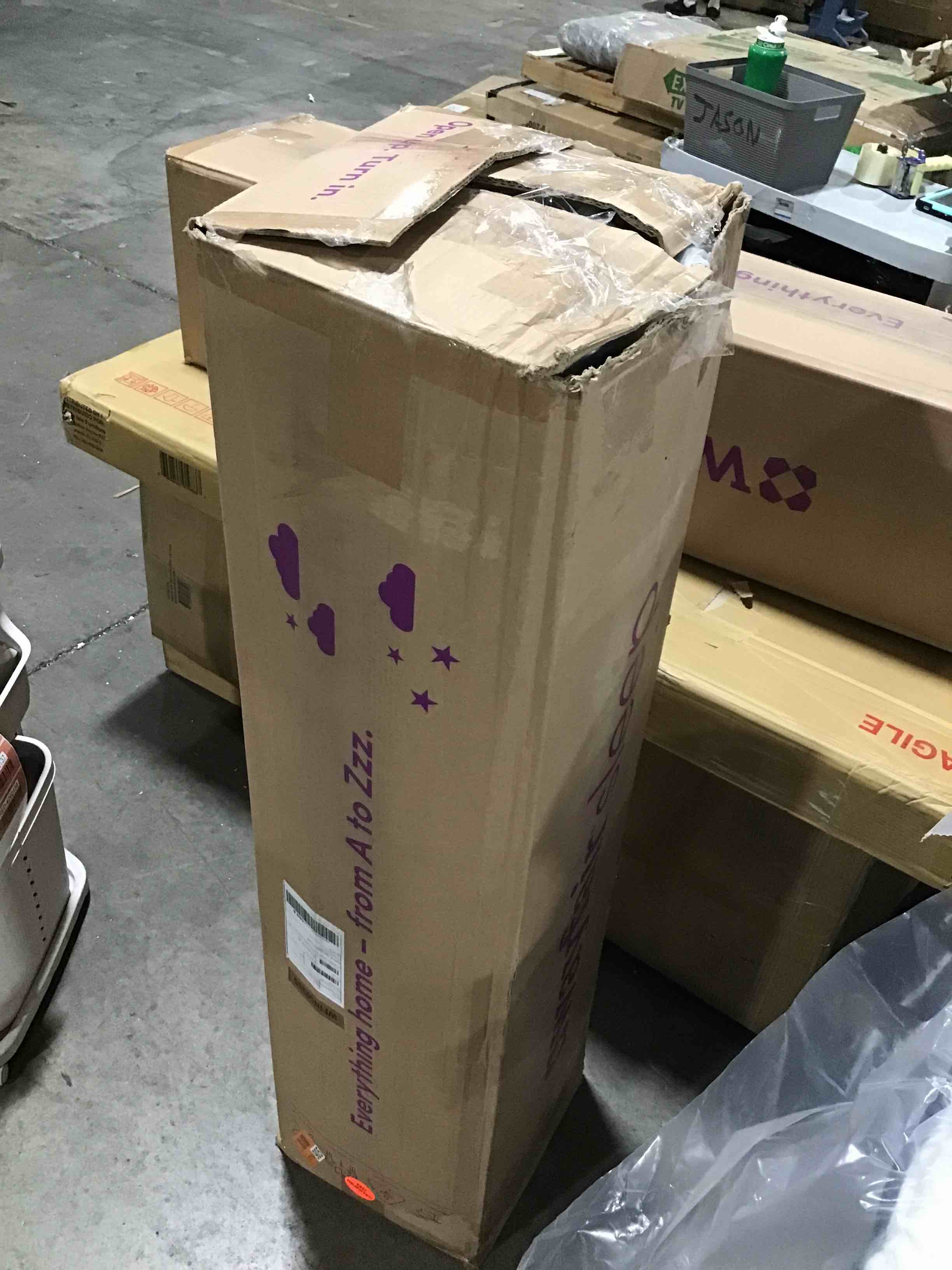 https://s3.amazonaws.com/lotting-images-prod/bidfta/RED4292135_1694089712309.jpeg