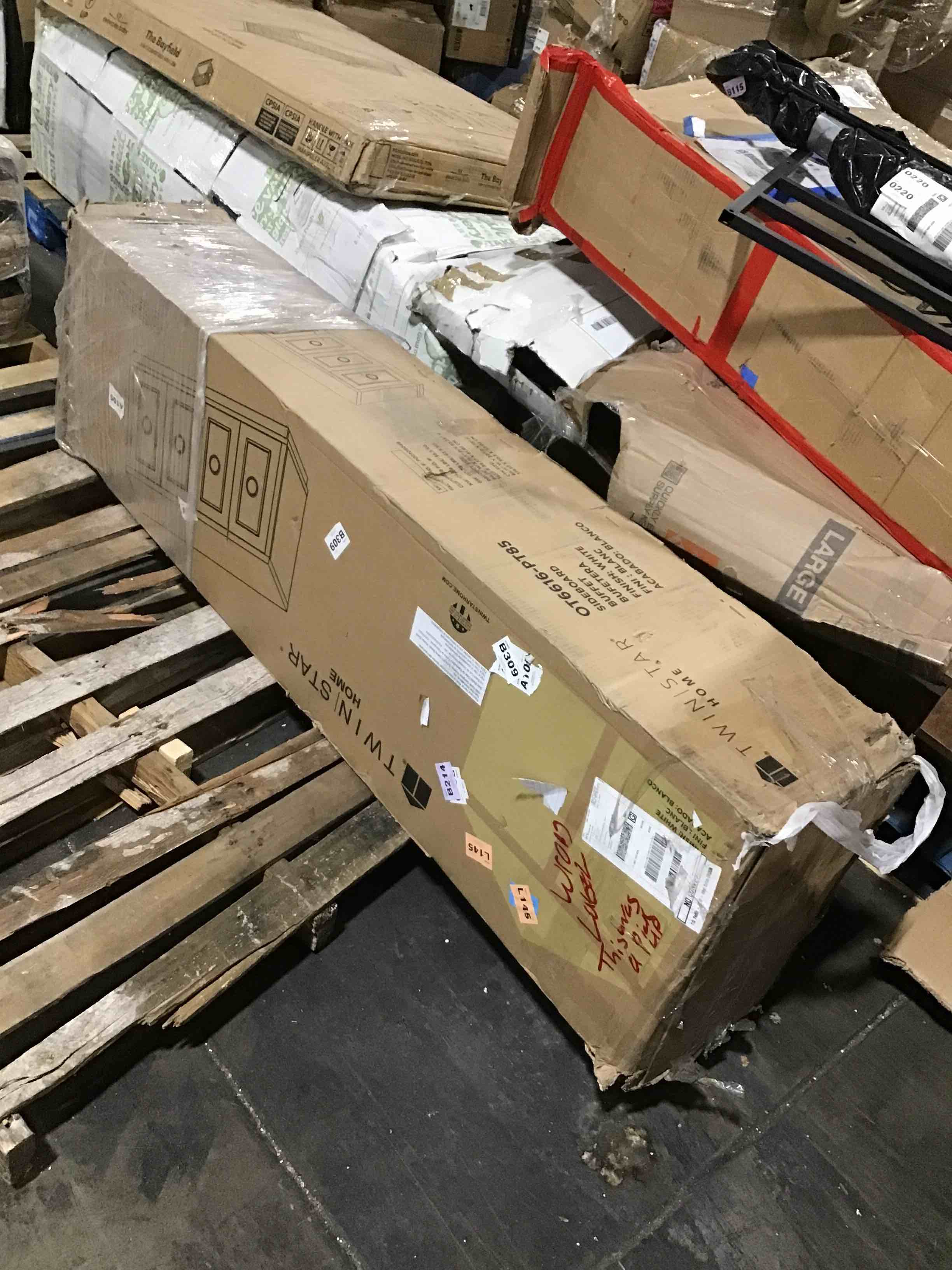 https://s3.amazonaws.com/lotting-images-prod/bidfta/RED4292638_1695049582100.jpeg