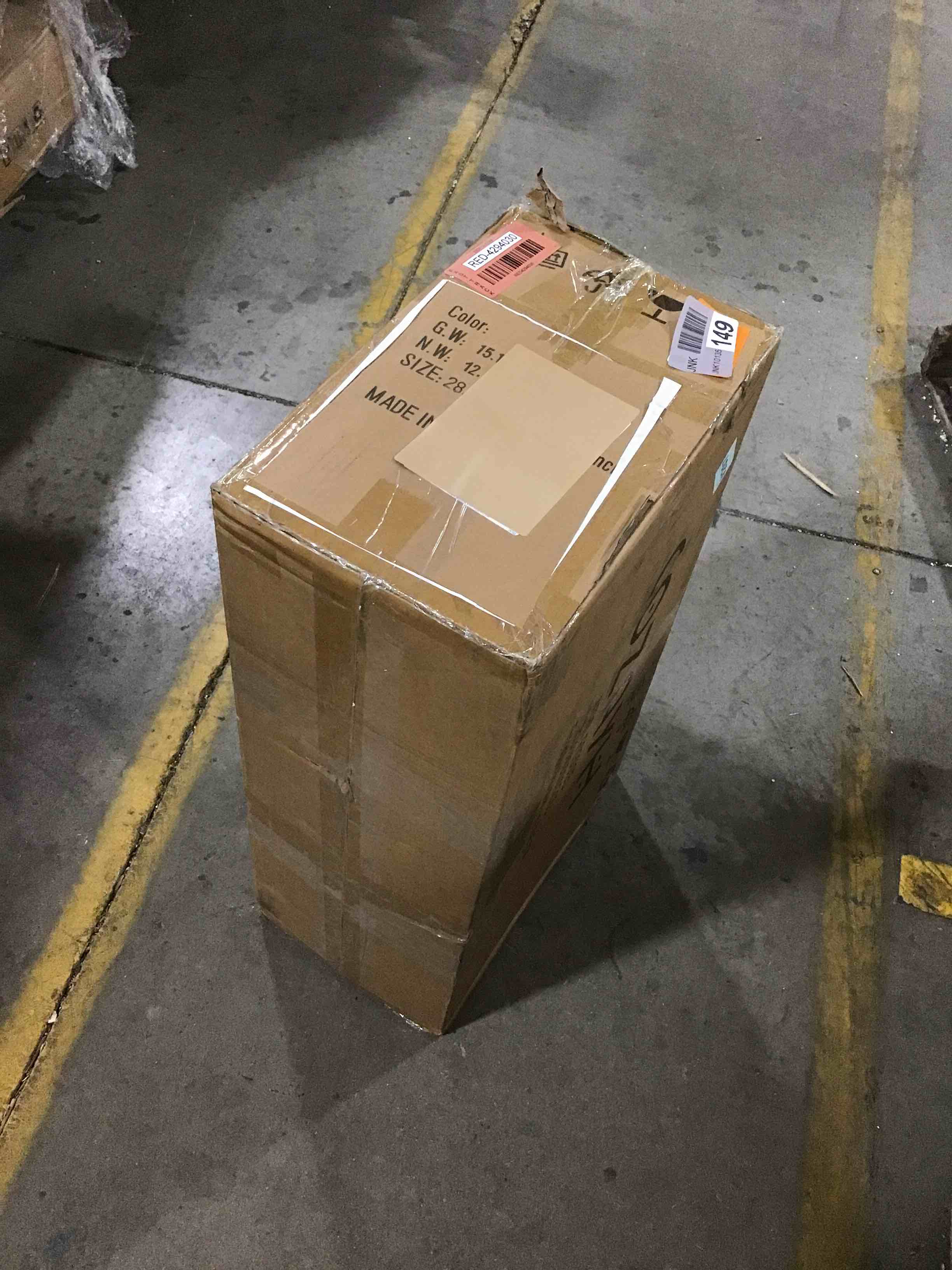 https://s3.amazonaws.com/lotting-images-prod/bidfta/RED4294029_1693331442538.jpeg