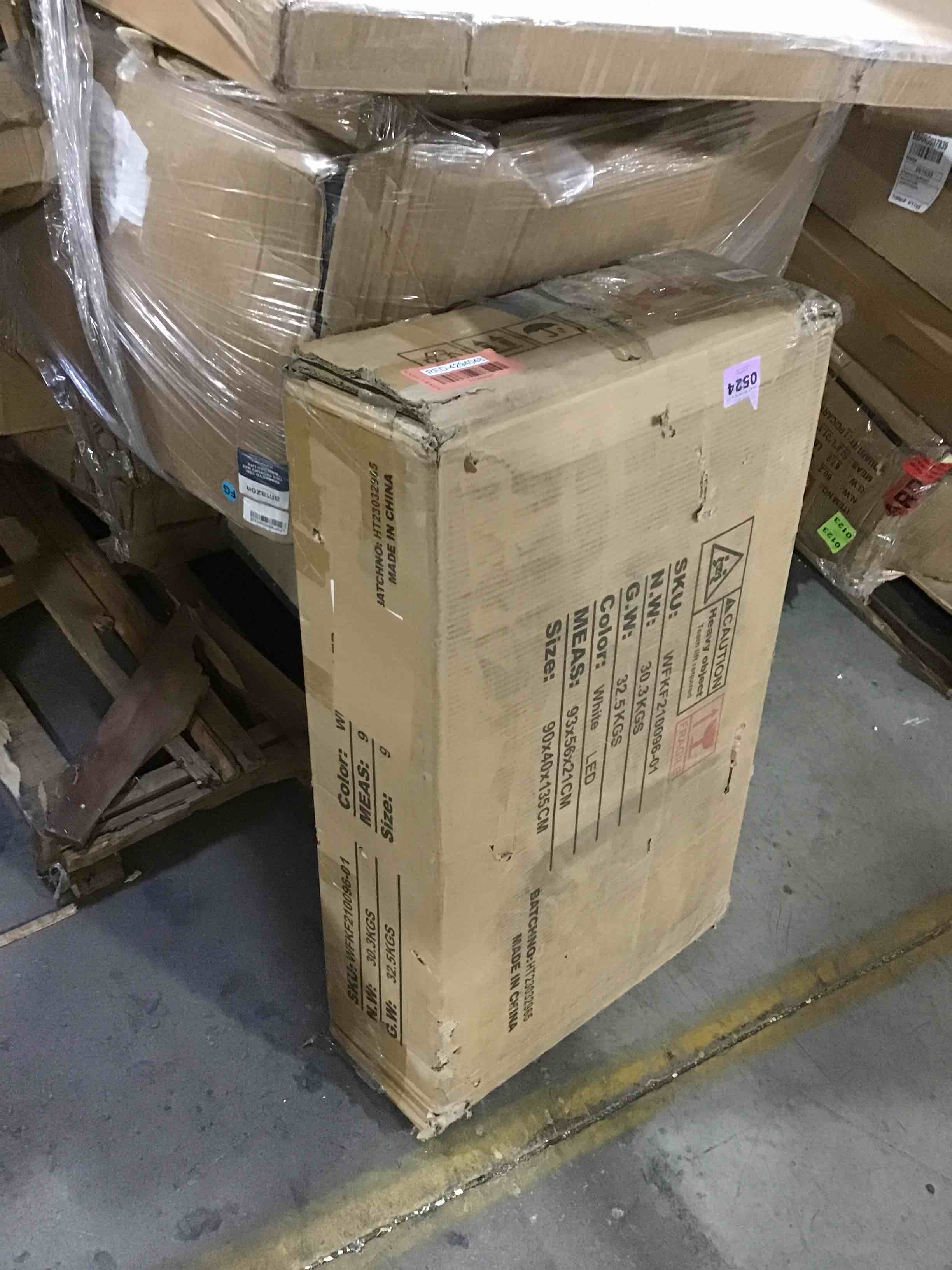 https://s3.amazonaws.com/lotting-images-prod/bidfta/RED4294048_1693337956449.jpeg