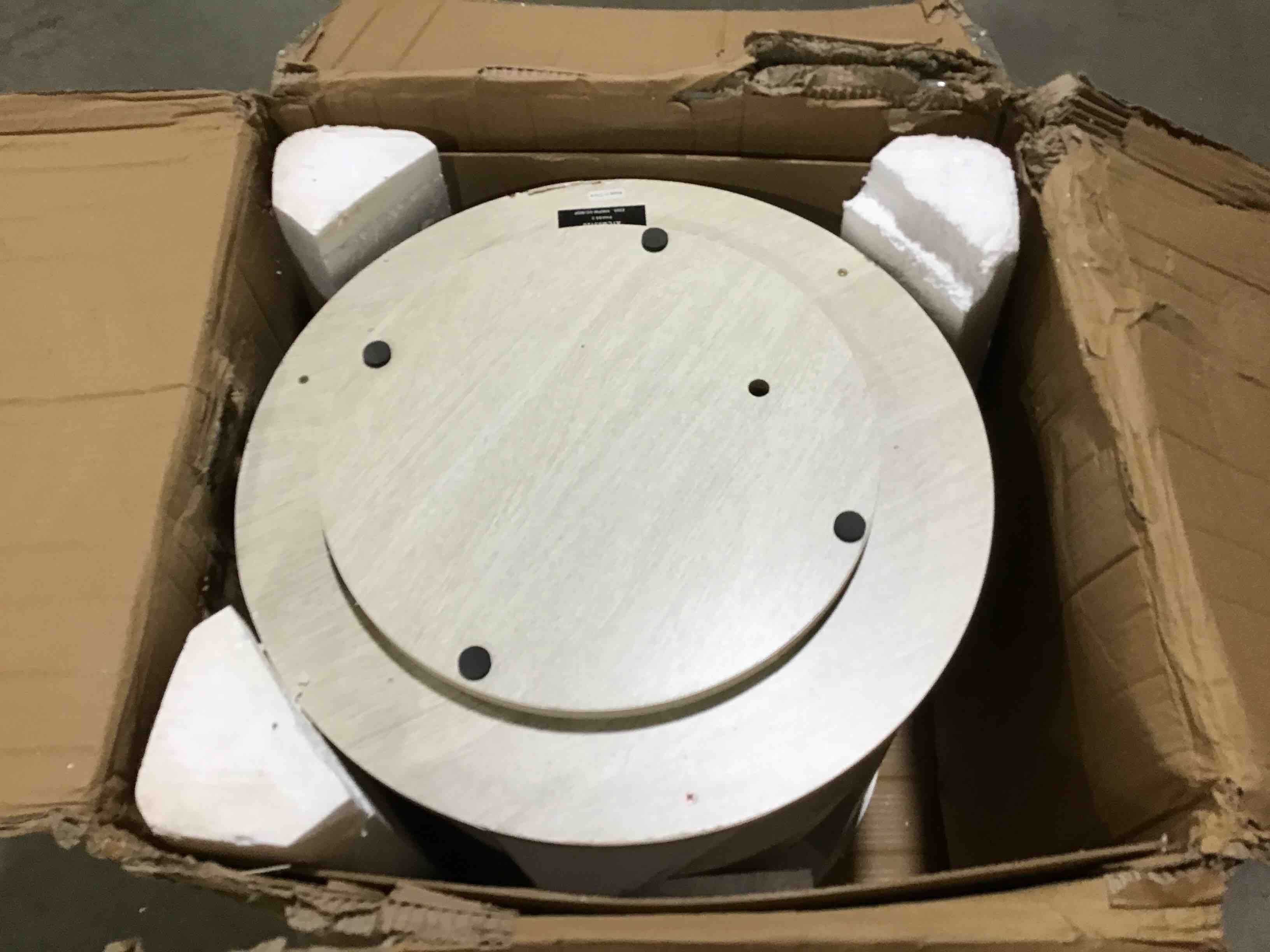 https://s3.amazonaws.com/lotting-images-prod/bidfta/RED4295348_1692824823194.jpeg