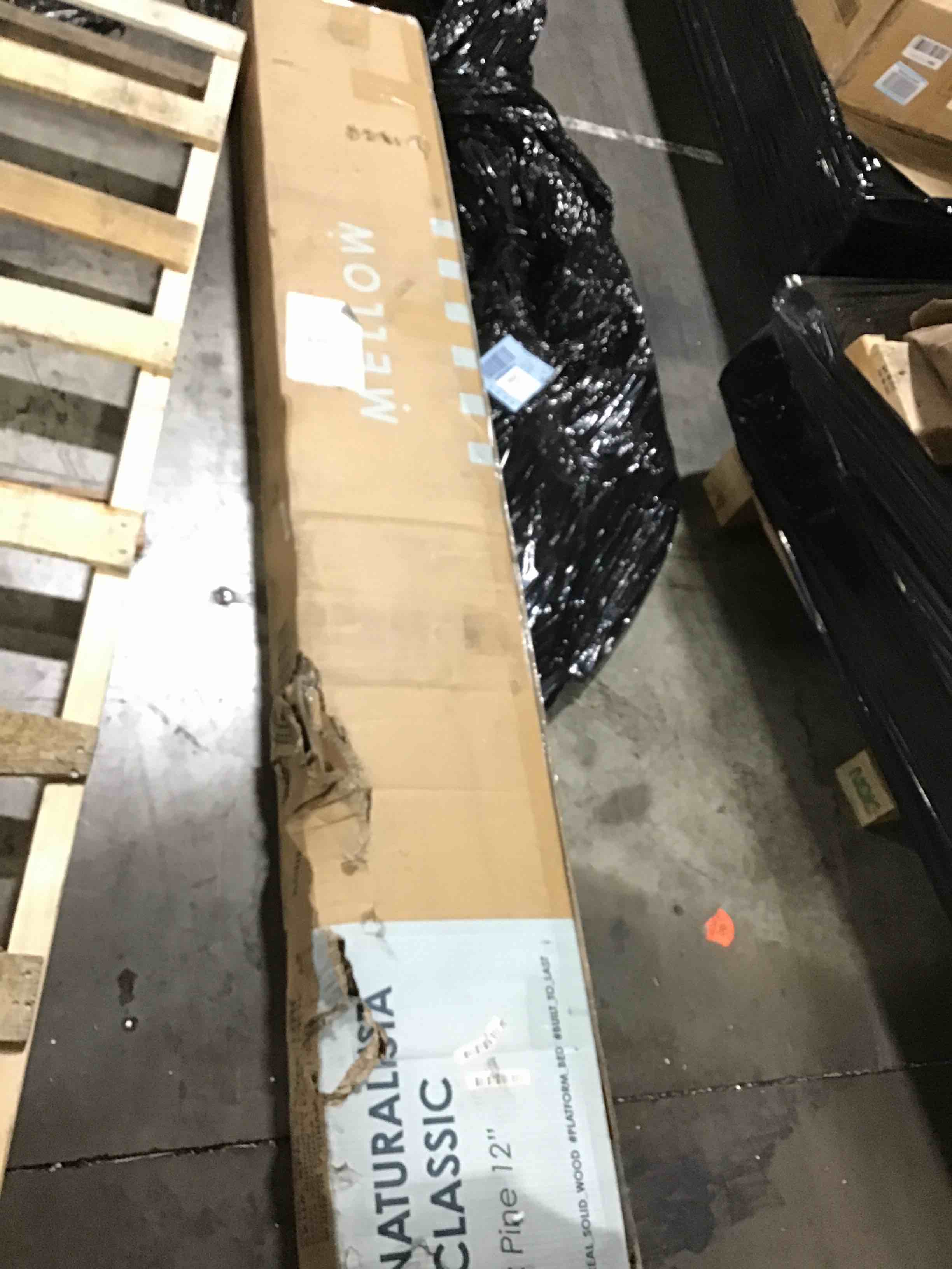 https://s3.amazonaws.com/lotting-images-prod/bidfta/RED4296705_1693334072434.jpeg