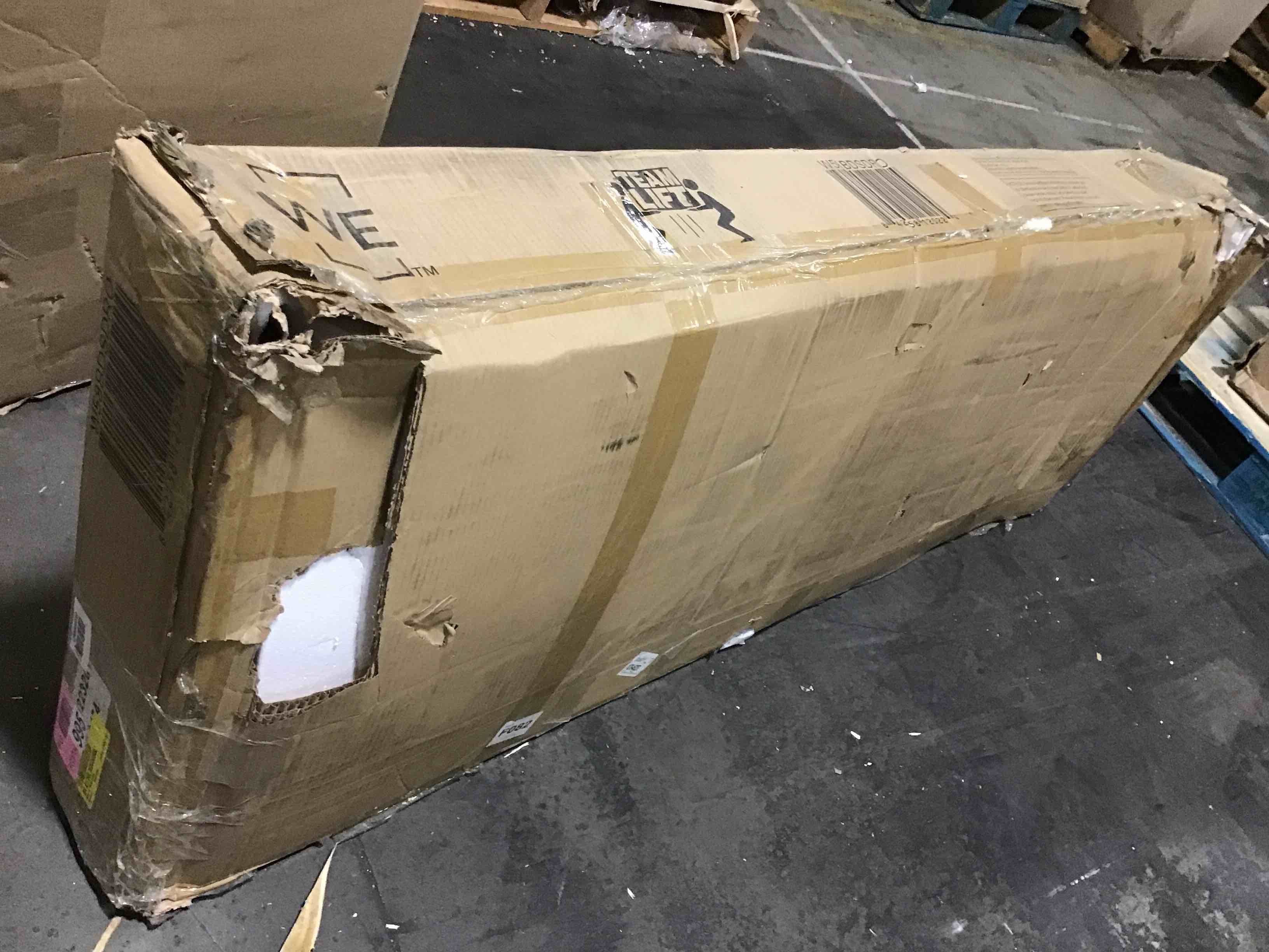 https://s3.amazonaws.com/lotting-images-prod/bidfta/RED4296925_1693489582115.jpeg