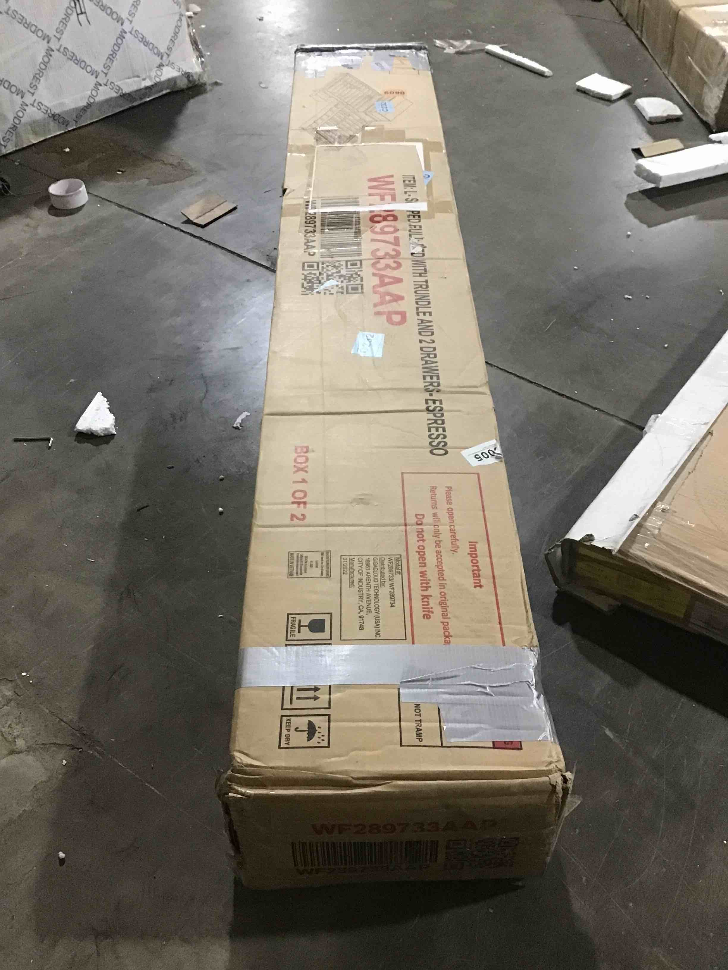 https://s3.amazonaws.com/lotting-images-prod/bidfta/RED4297526_1694195076419.jpeg