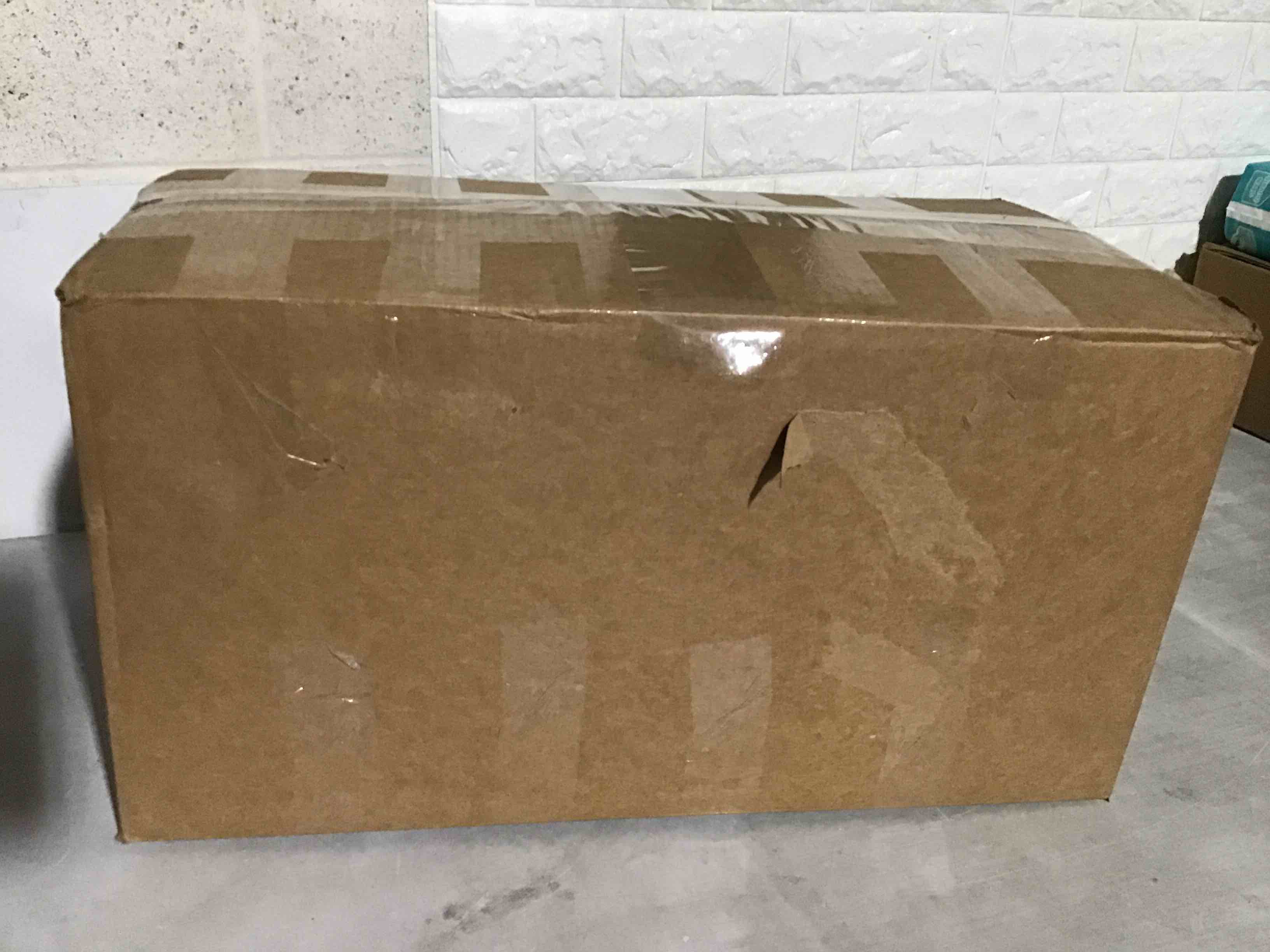 https://s3.amazonaws.com/lotting-images-prod/bidfta/RED4299408_1693312666442.jpeg
